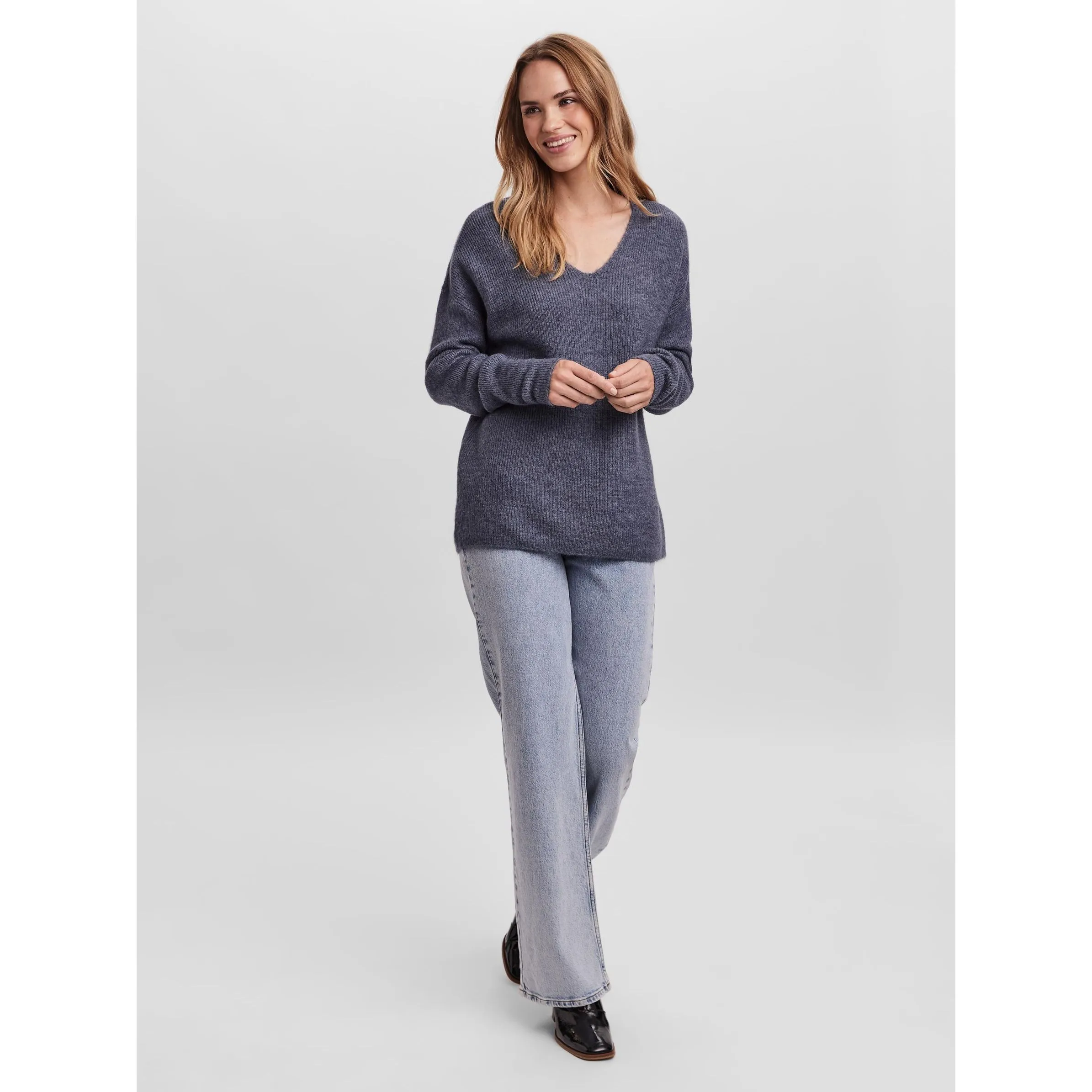 Vero Moda 10233357 VMCREWLEFILE LS V-NEC Grau 842583 186318002 4 Vero Moda 10233357 VMCREWLEFILE LS V-NEC Grau 842583 186318002 4