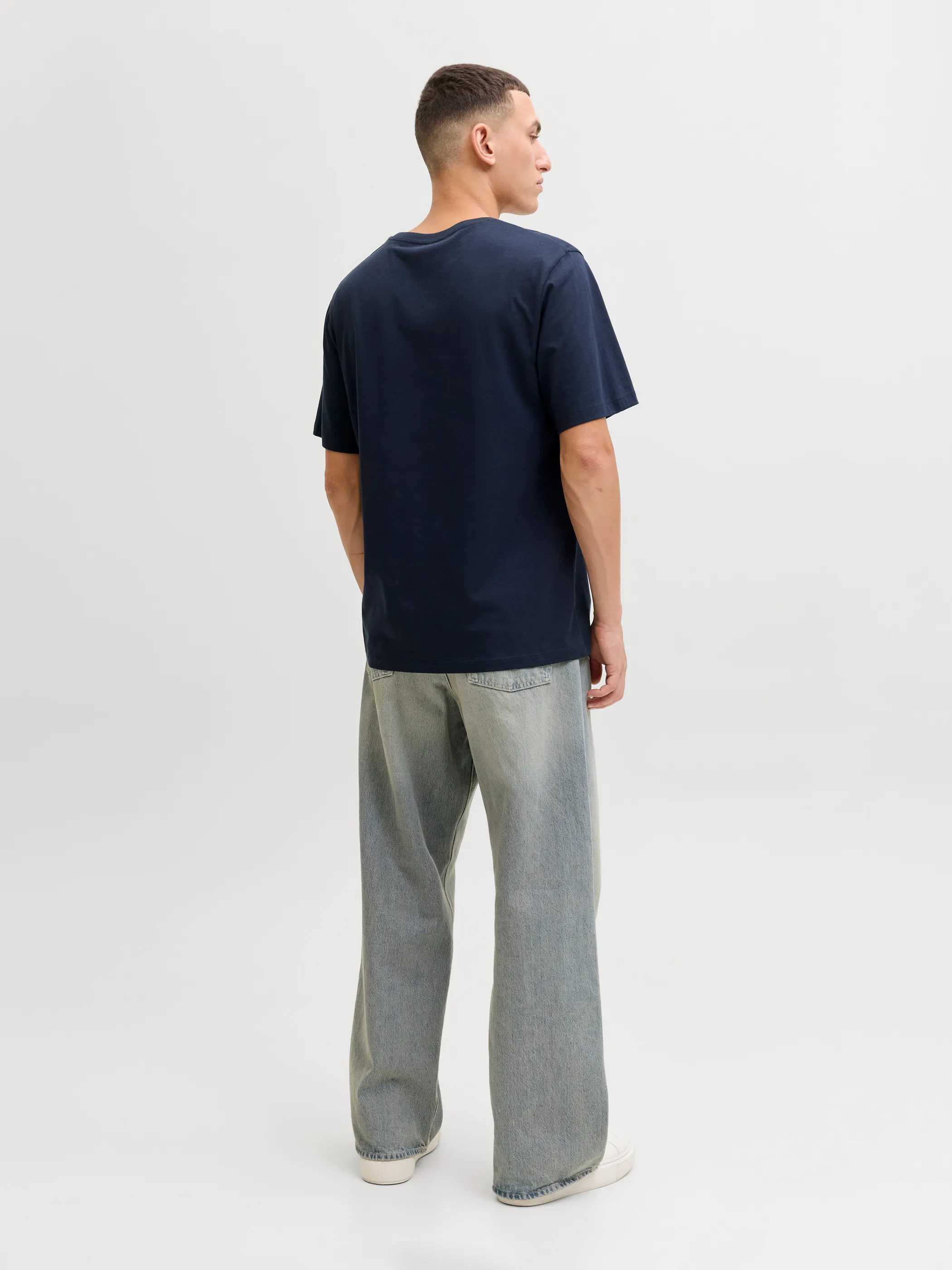 Jack Jones 12288536 JJEJEFF LOGO TEE SS S Schwarz 922266 175917 2