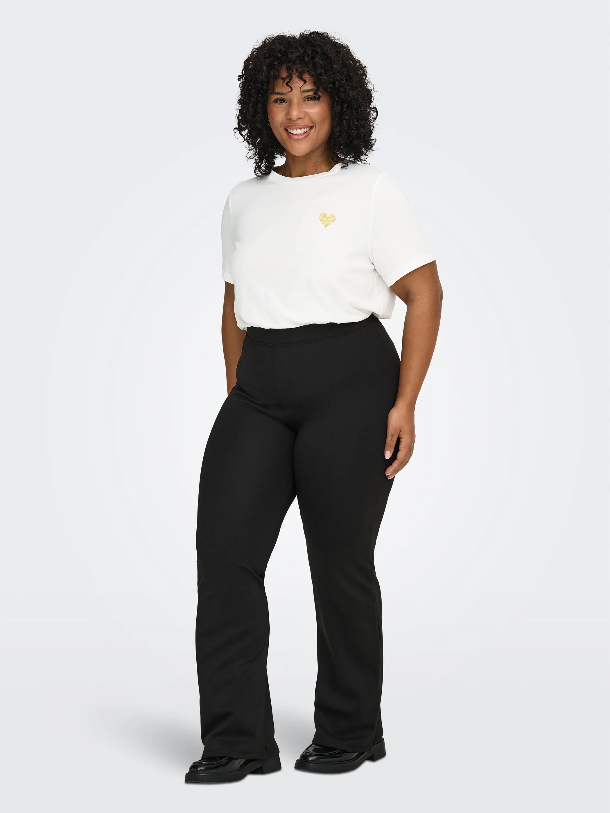 Only Carmakoma 15299502 CARKITA S/S LOGO TOP Weiß 928763 177922002 5