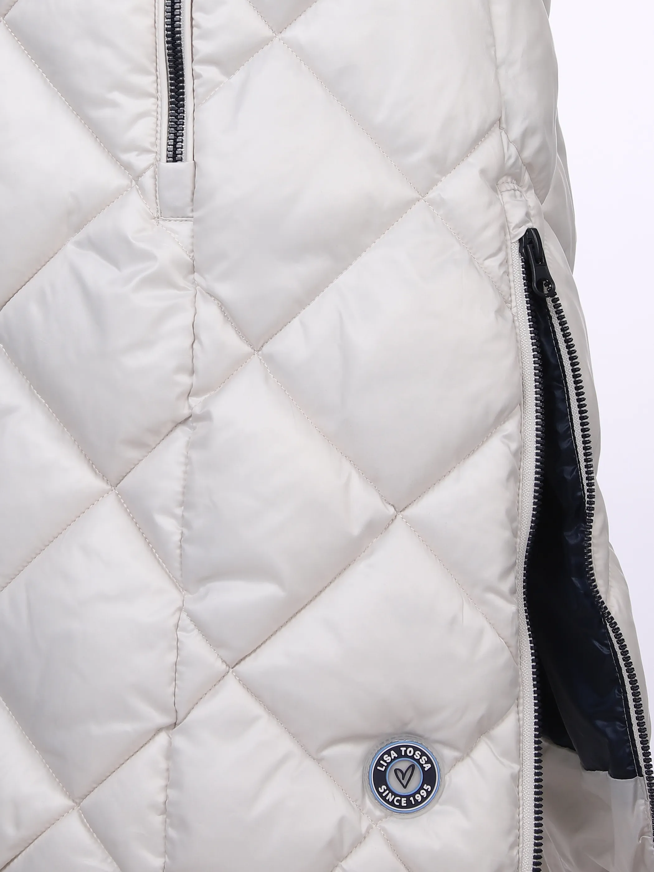 Lisa Tossa Da-Weste m. abnehmbarer Kapuze Weiß 889140 OFF WHITE 3