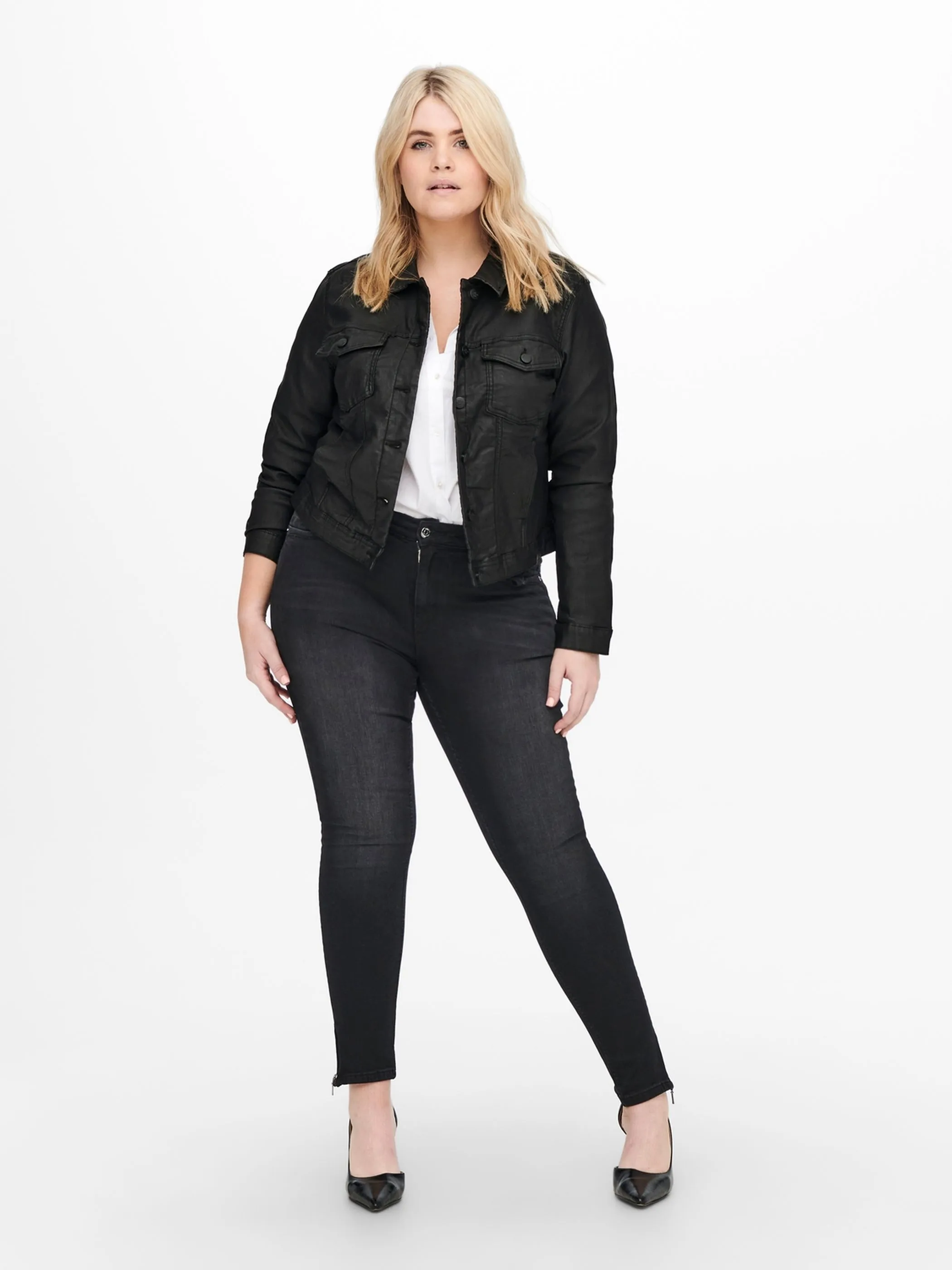 Only Carmakoma 15238716 CARWESPA LIFE JACKET Schwarz 903815 177911001 4 Only Carmakoma 15238716 CARWESPA LIFE JACKET Schwarz 903815 177911001 4