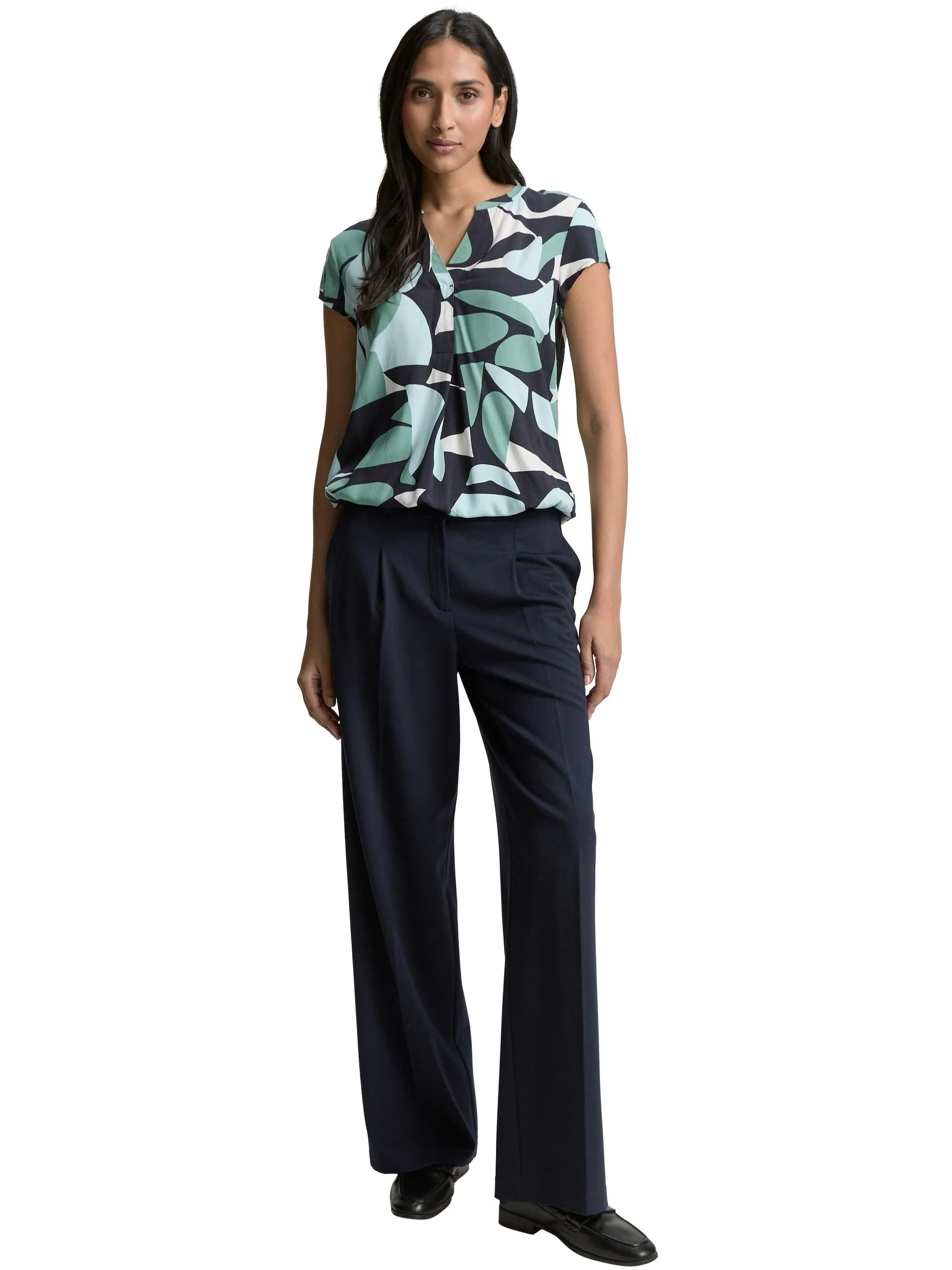 Tom Tailor 1045238 NOS blouse printed shortsleeve Grün 905962 37800 4 Tom Tailor 1045238 NOS blouse printed shortsleeve Grün 905962 37800 4