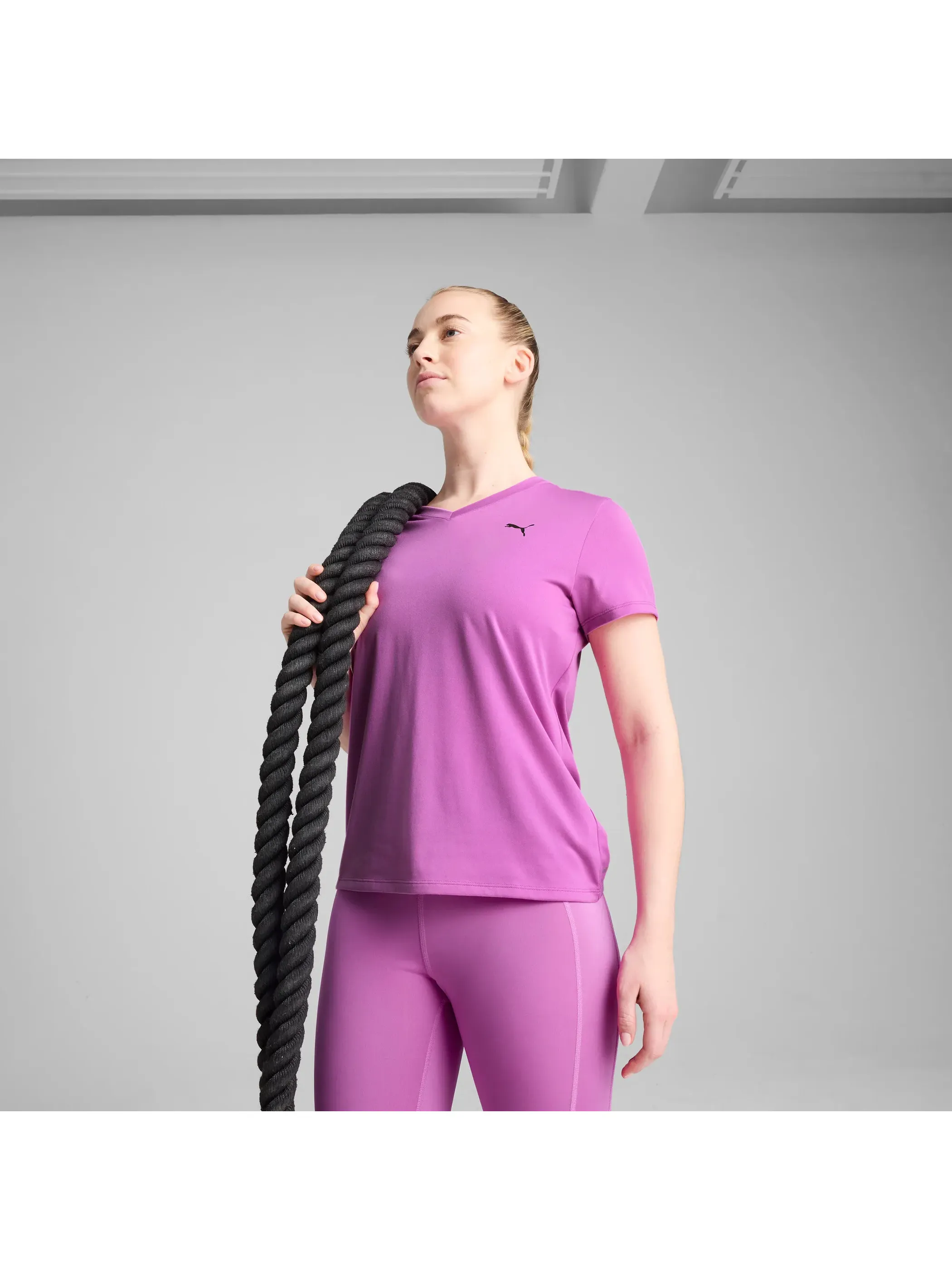 Puma 525890 Da-T-Shirt VNECK ESSENTIAL Lila 904554 0089 3 Puma 525890 Da-T-Shirt VNECK ESSENTIAL Lila 904554 0089 3