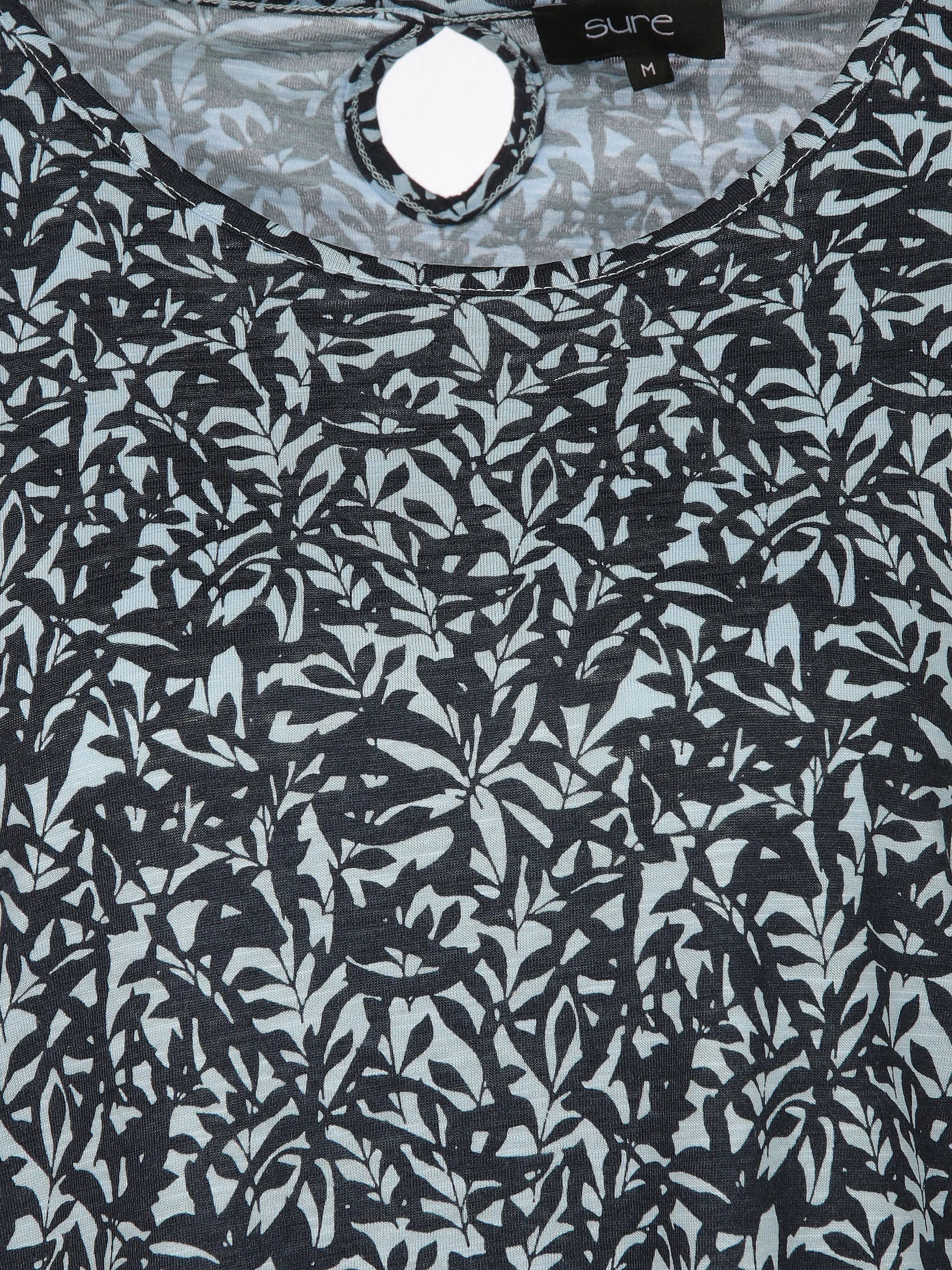 Sure Da-T-Shirt m. Alloverprint Marine 908105 NAVY 3 Sure Da-T-Shirt m. Alloverprint Marine 908105 NAVY 3