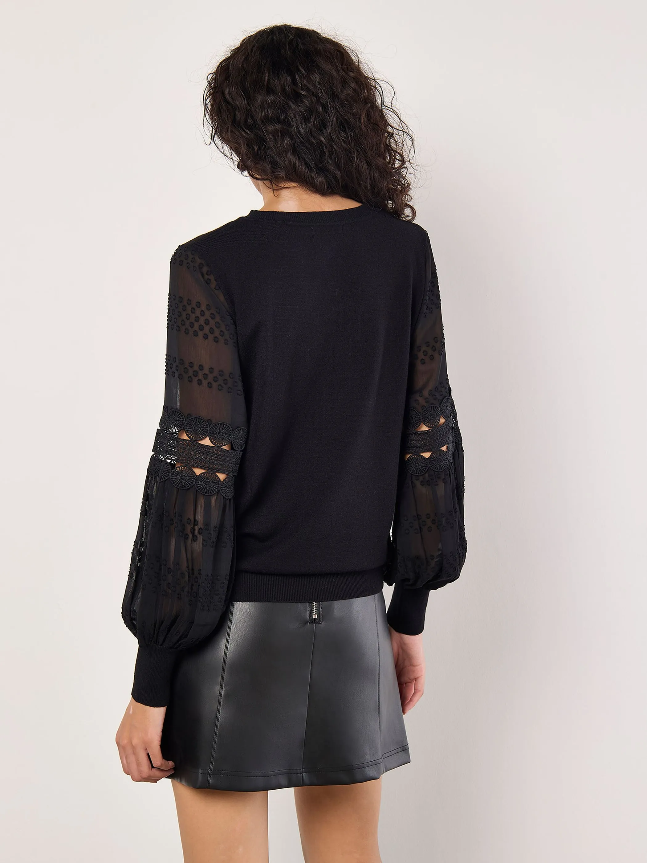 Apricot 924475 Apricot Chiffon Crochet Schwarz 908694 BLK 2