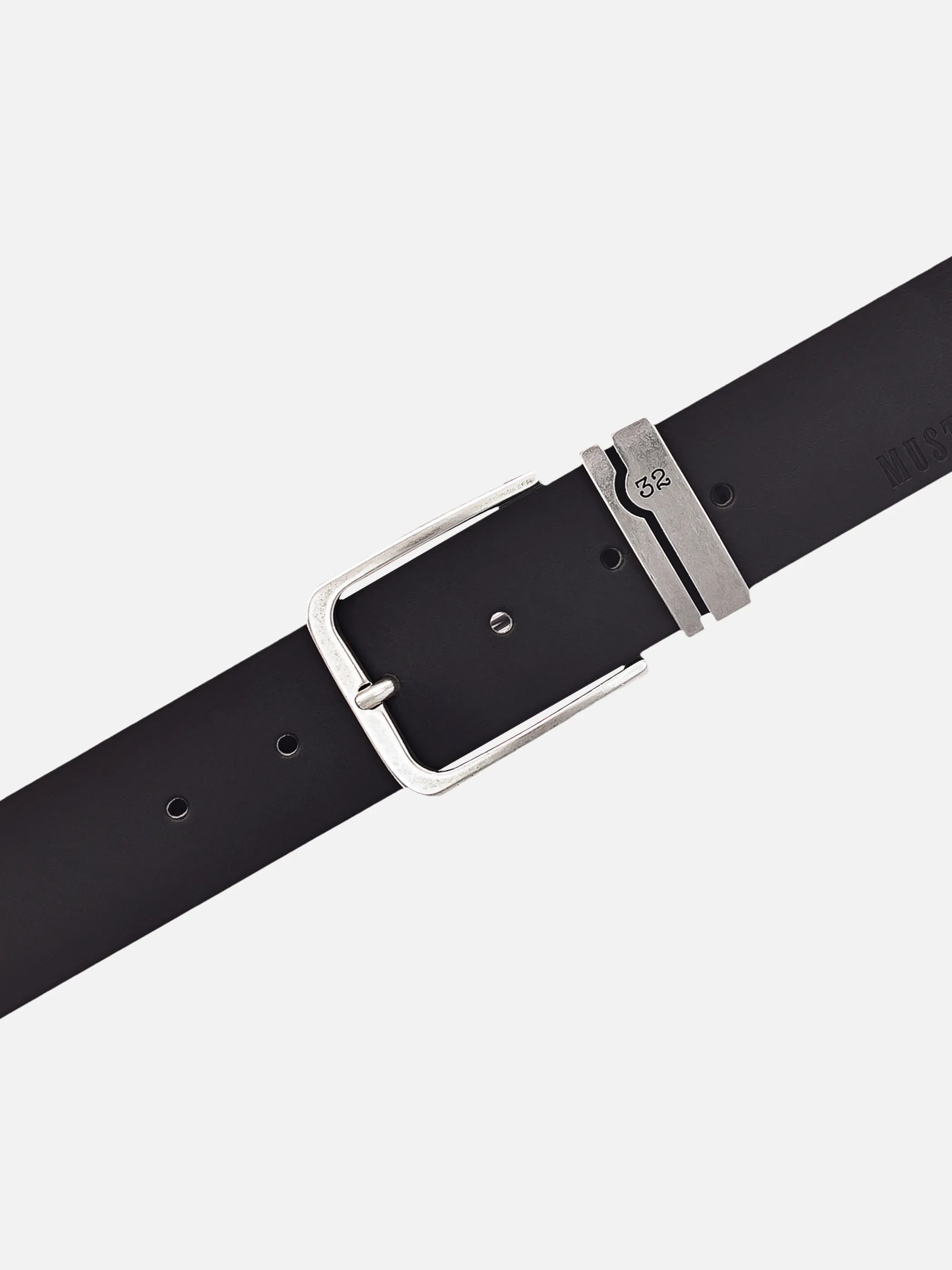 Mustang MG2031L14 40 mm Ledergürtel Q. Schwarz 885646 0790 3 Mustang MG2031L14 40 mm Ledergürtel Q. Schwarz 885646 0790 3