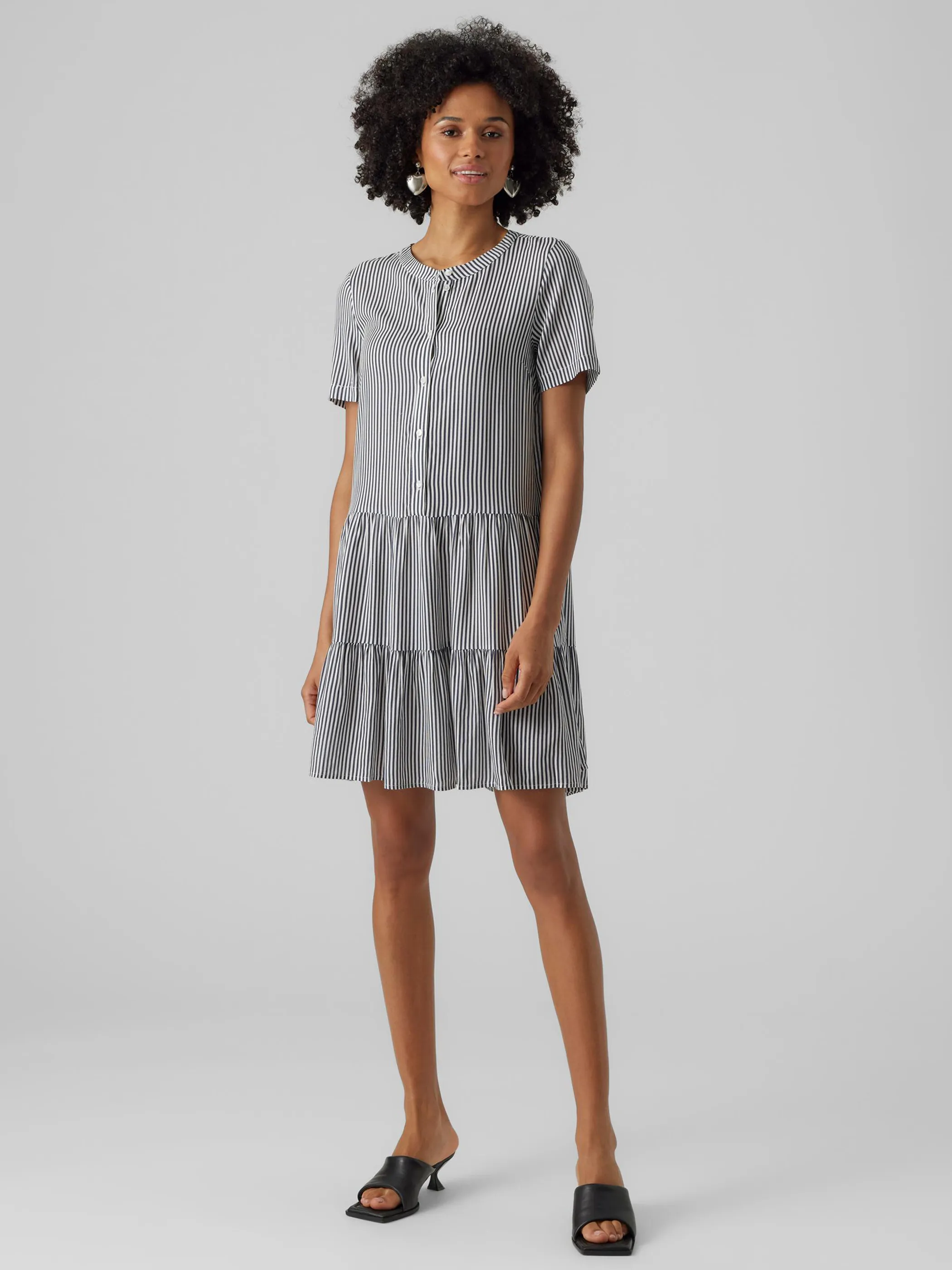 Vero Moda 10286520 VMBUMPY SS SHORT DRES Weiß 878312 175598003 3 Vero Moda 10286520 VMBUMPY SS SHORT DRES Weiß 878312 175598003 3