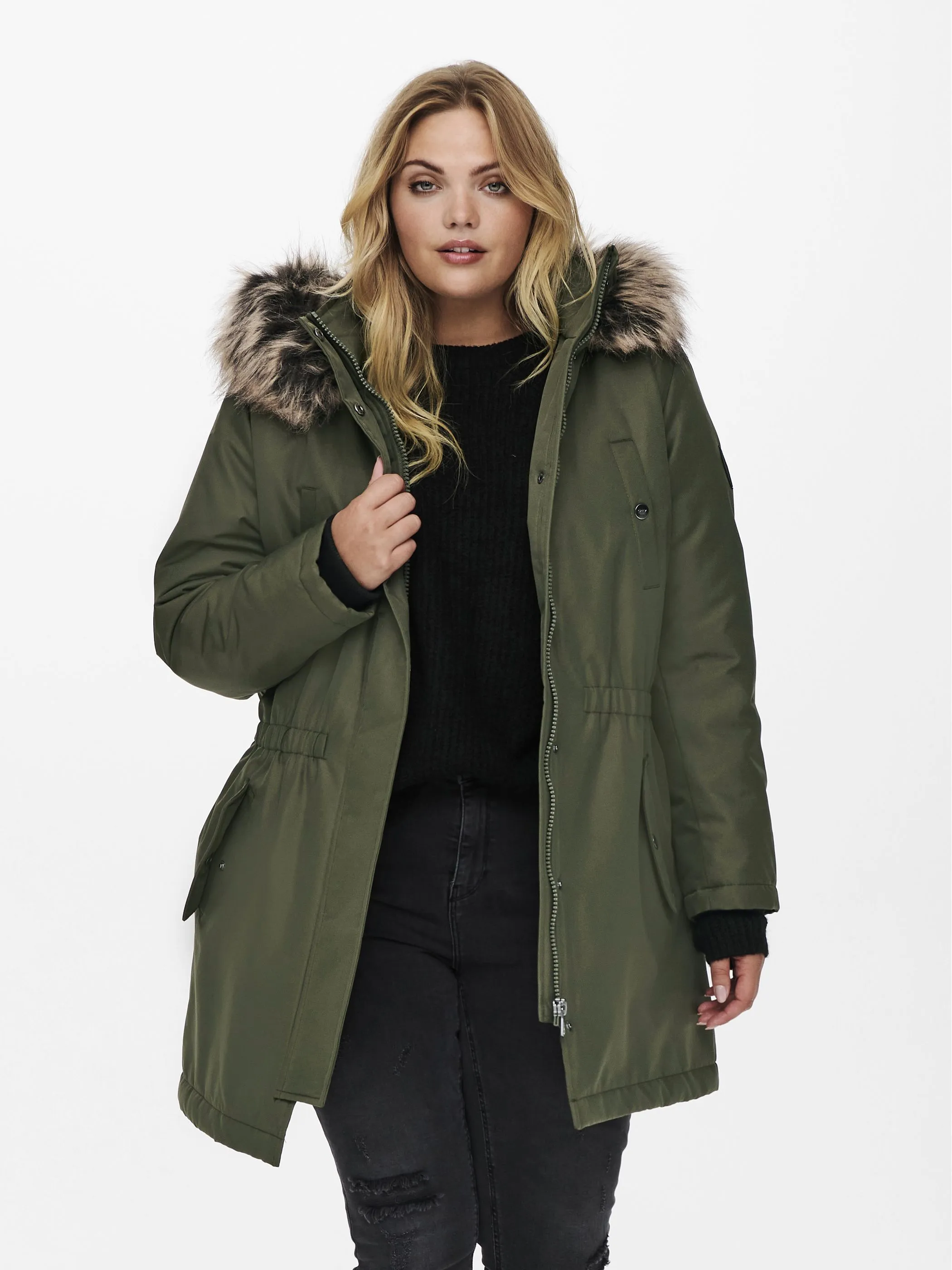Only Carmakoma 15185999 CARIRENA PARKA COAT O Grün 854849 177918003