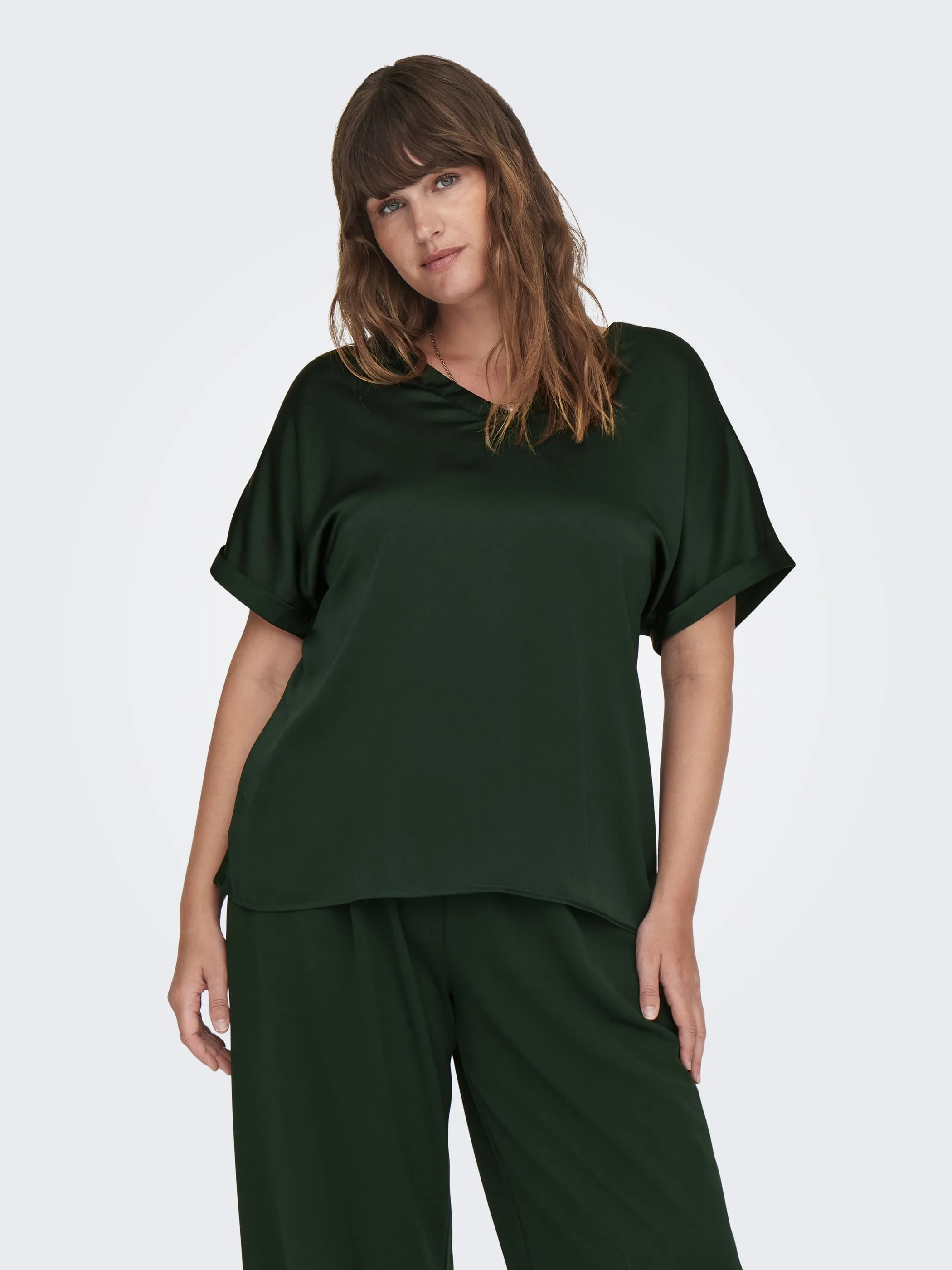 Only Carmakoma 15334541 CARBRYNJA S/S IN-ONE Grün 901444 201830 3