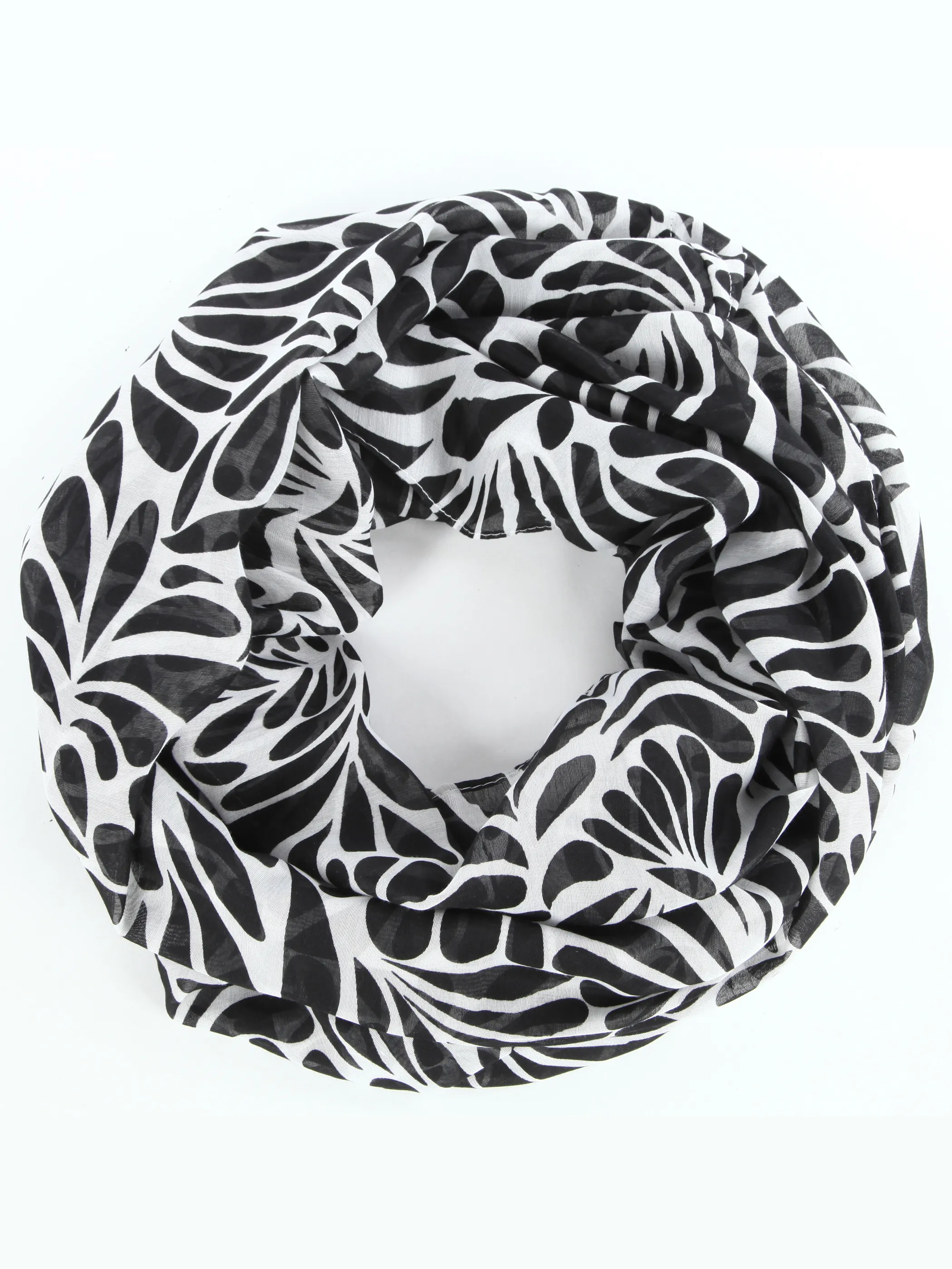 Sure Da-Loopschal m. Blätter Druck Schwarz 906510 OFFWHITE/S 1 Sure Da-Loopschal m. Blätter Druck Schwarz 906510 OFFWHITE/S 1