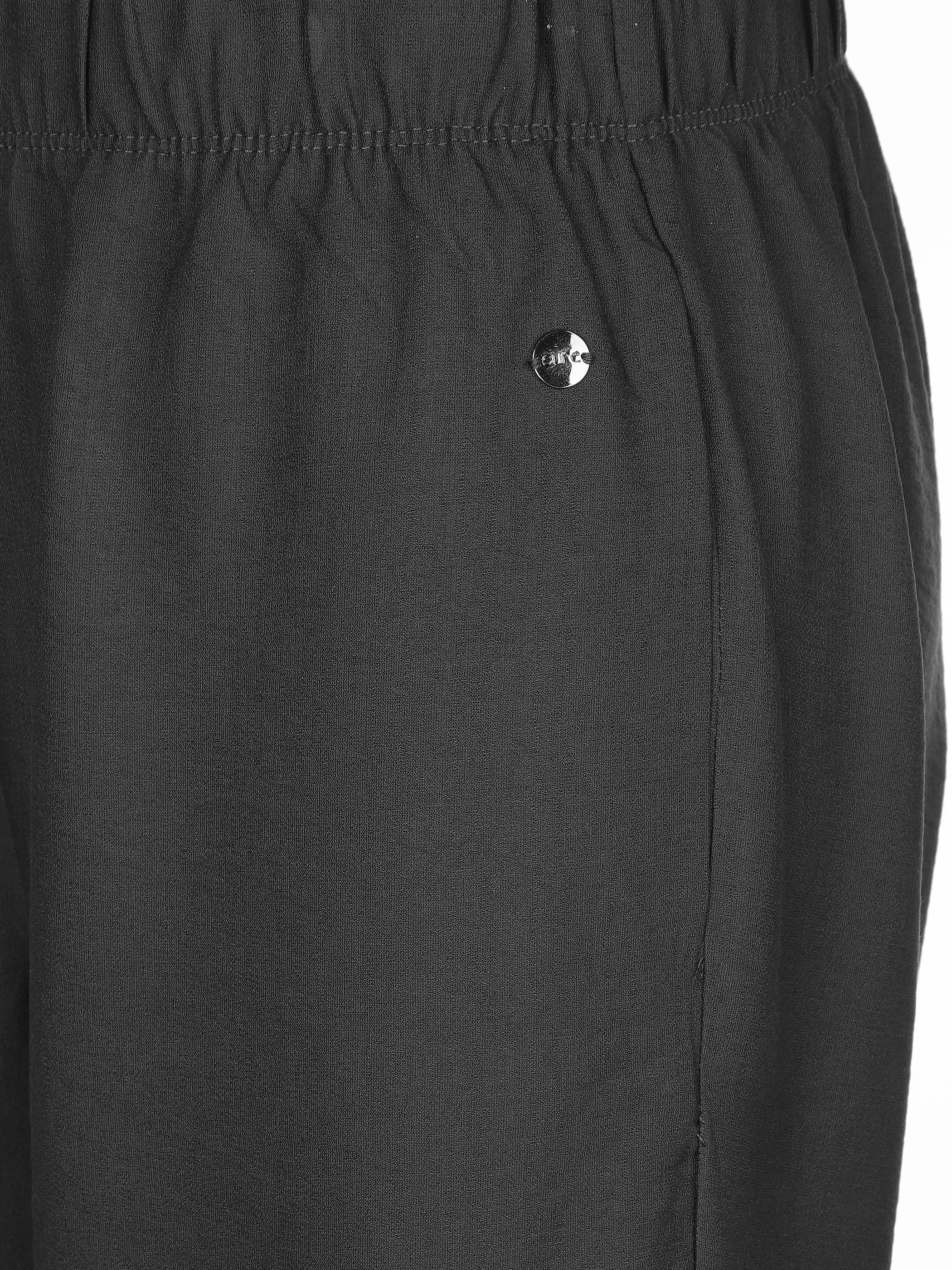 Sure Da-Hose loose fit Schwarz 908141 BLACK 4