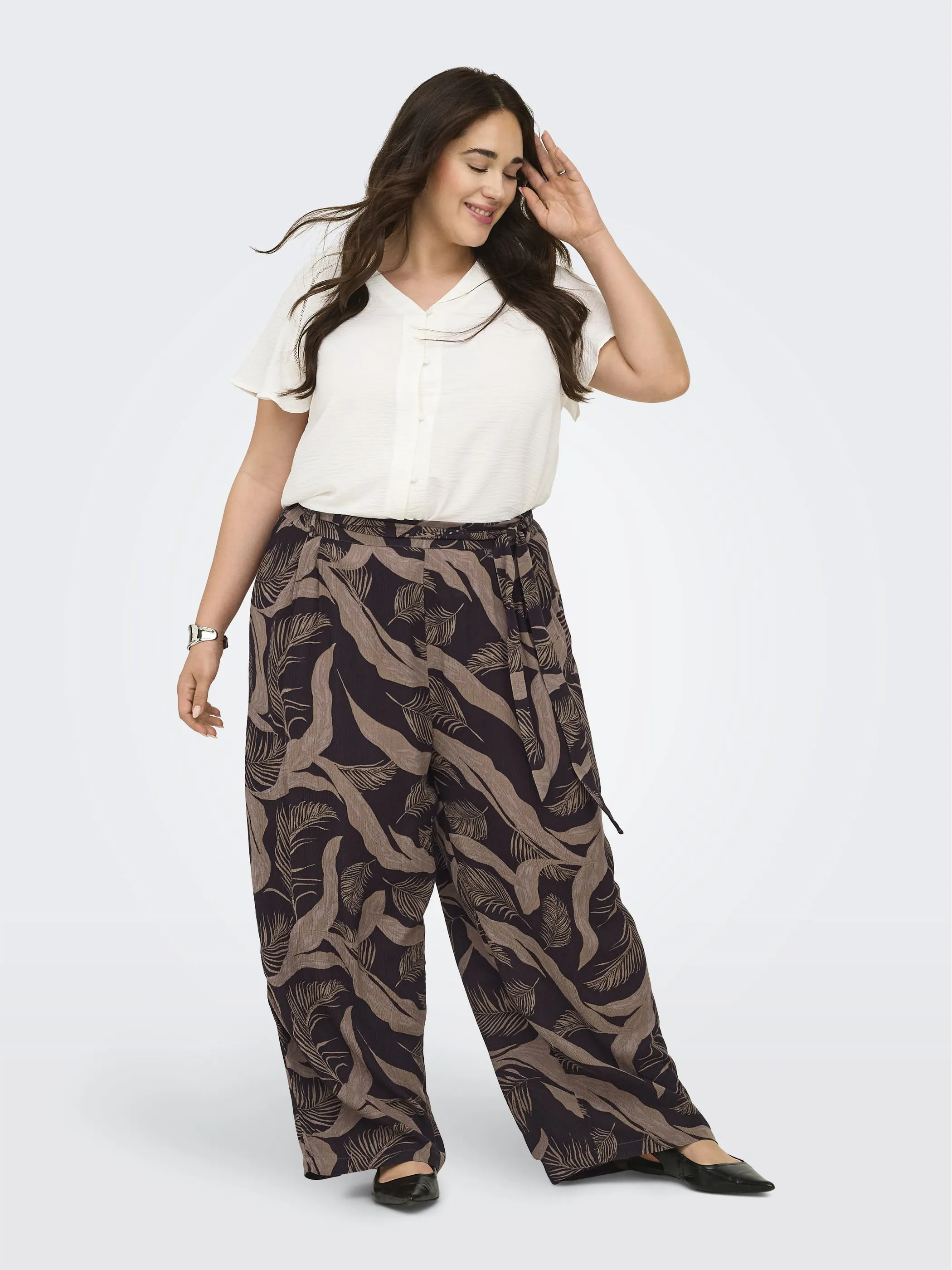 Only Carmakoma 15372073 CARVILMA CULOTTE PANT Weiß 926835 273815002 4