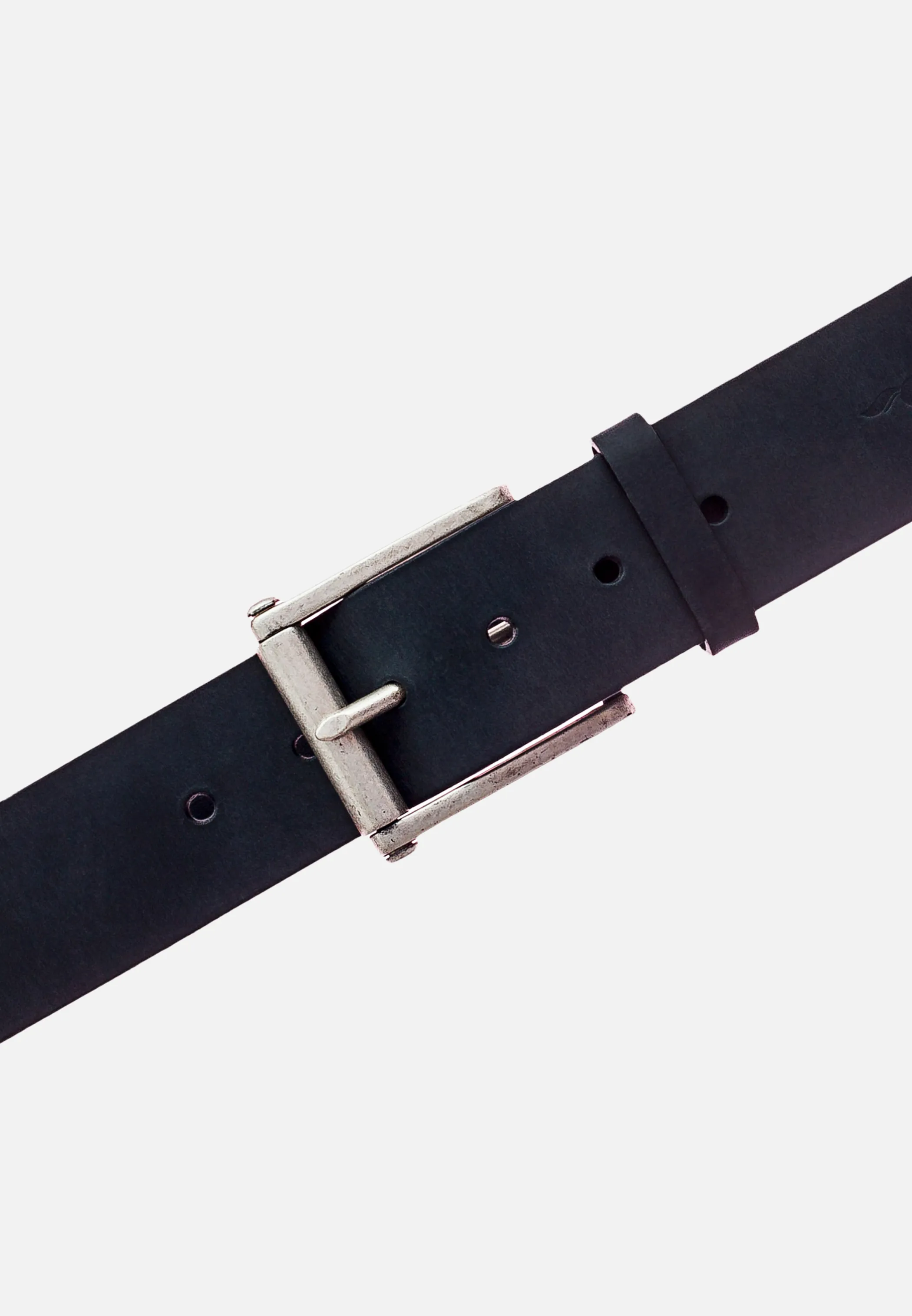 Mustang MG2020L12 45 mm Ledergürtel Q. Schwarz 917585 0790 3 Mustang MG2020L12 45 mm Ledergürtel Q. Schwarz 917585 0790 3