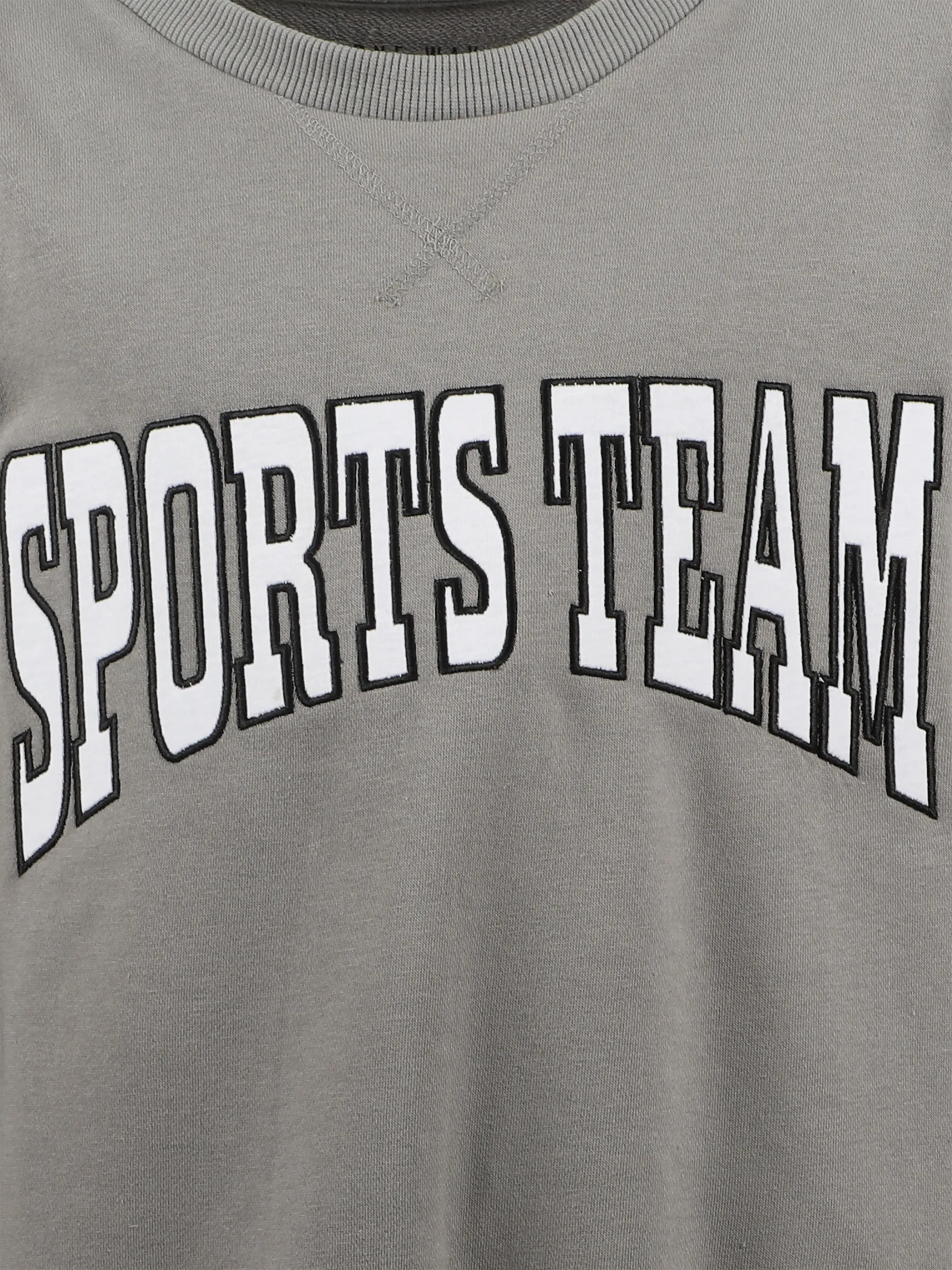 One Way JJ Sweatshirt mit Frontprint in grau Grau 907750 GRAU 3 One Way JJ Sweatshirt mit Frontprint in grau Grau 907750 GRAU 3