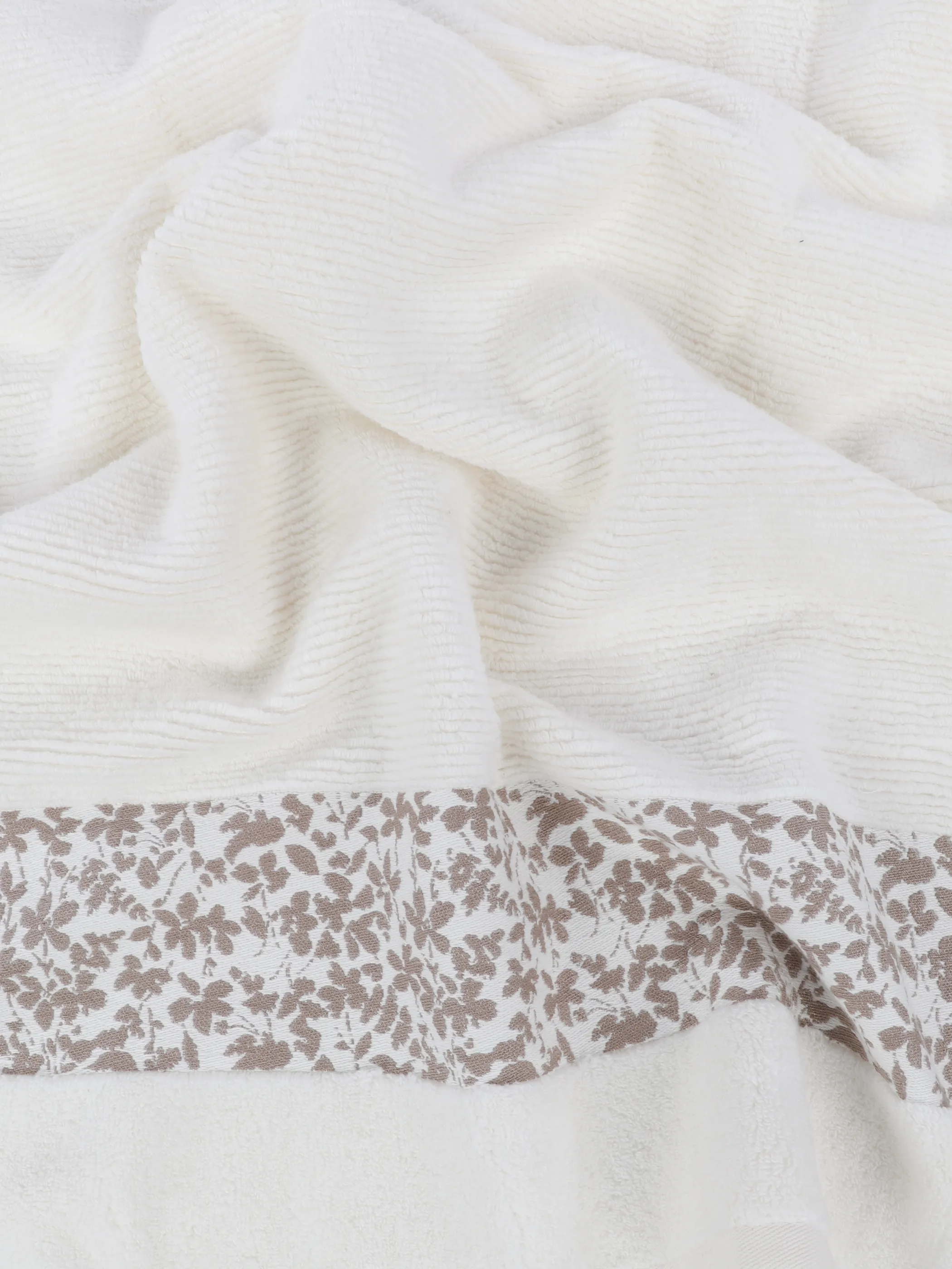 Dream House Duschtuch mit Bordüre 70x140 Weiß 923130 CLOUD 3