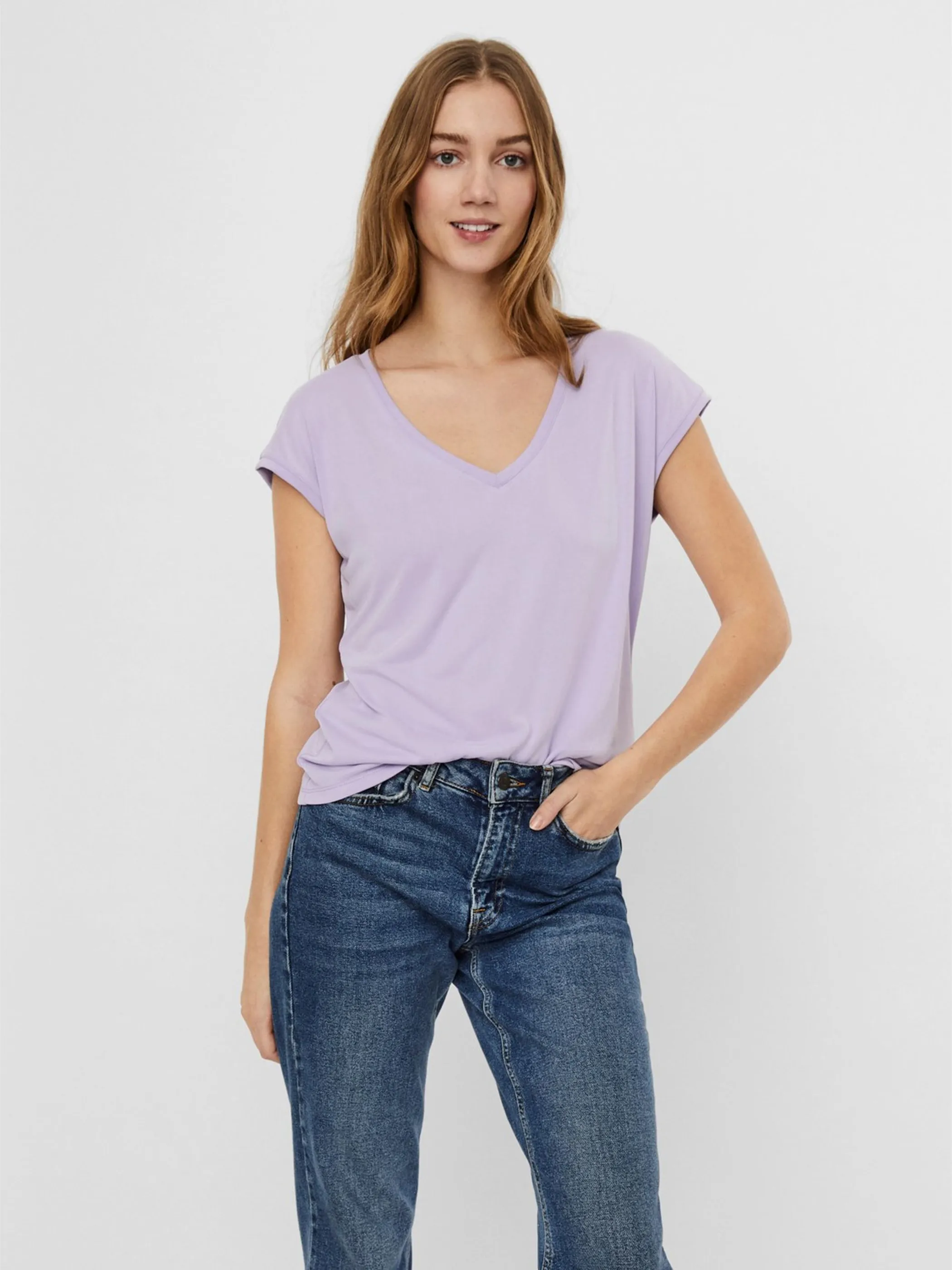 Vero Moda 10247666 VMFILLI SS V-NECK TEE Lila 852231 215451 2 Vero Moda 10247666 VMFILLI SS V-NECK TEE Lila 852231 215451 2