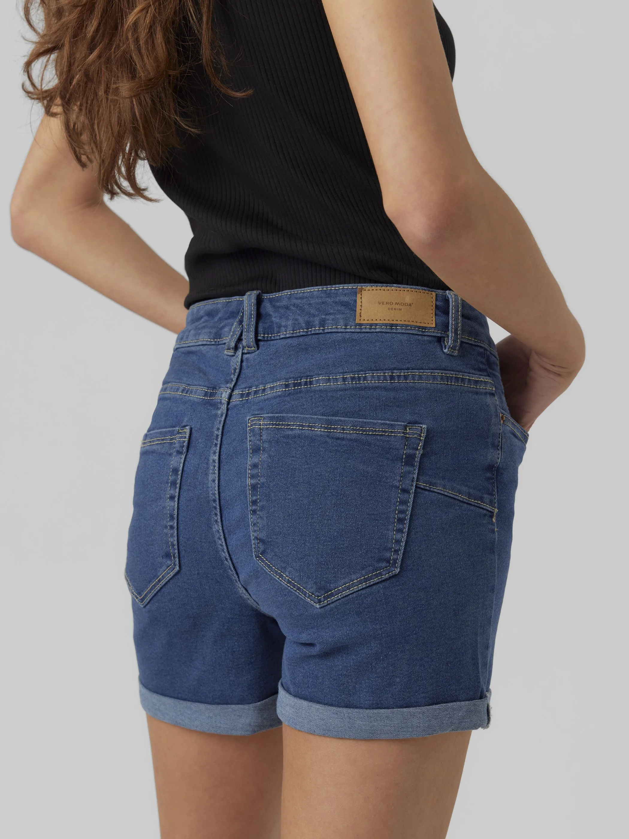 Vero Moda 10279489 VMLUNA MR FOLD SHORTS Blau 875237 178001 2