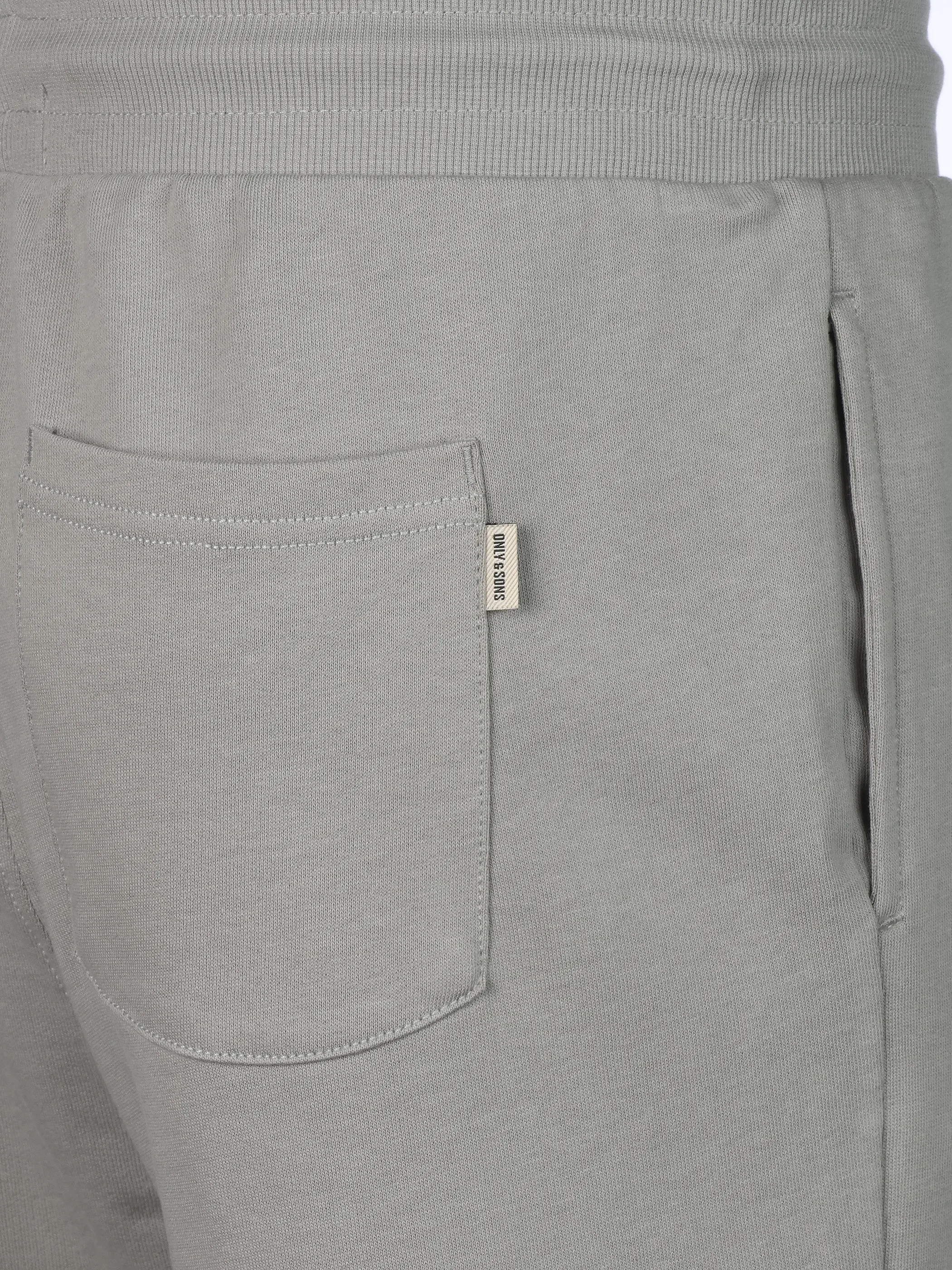 Only & Sons 22015623 ONSNEIL LIFE SWEAT SH Grau 863533 300079 4