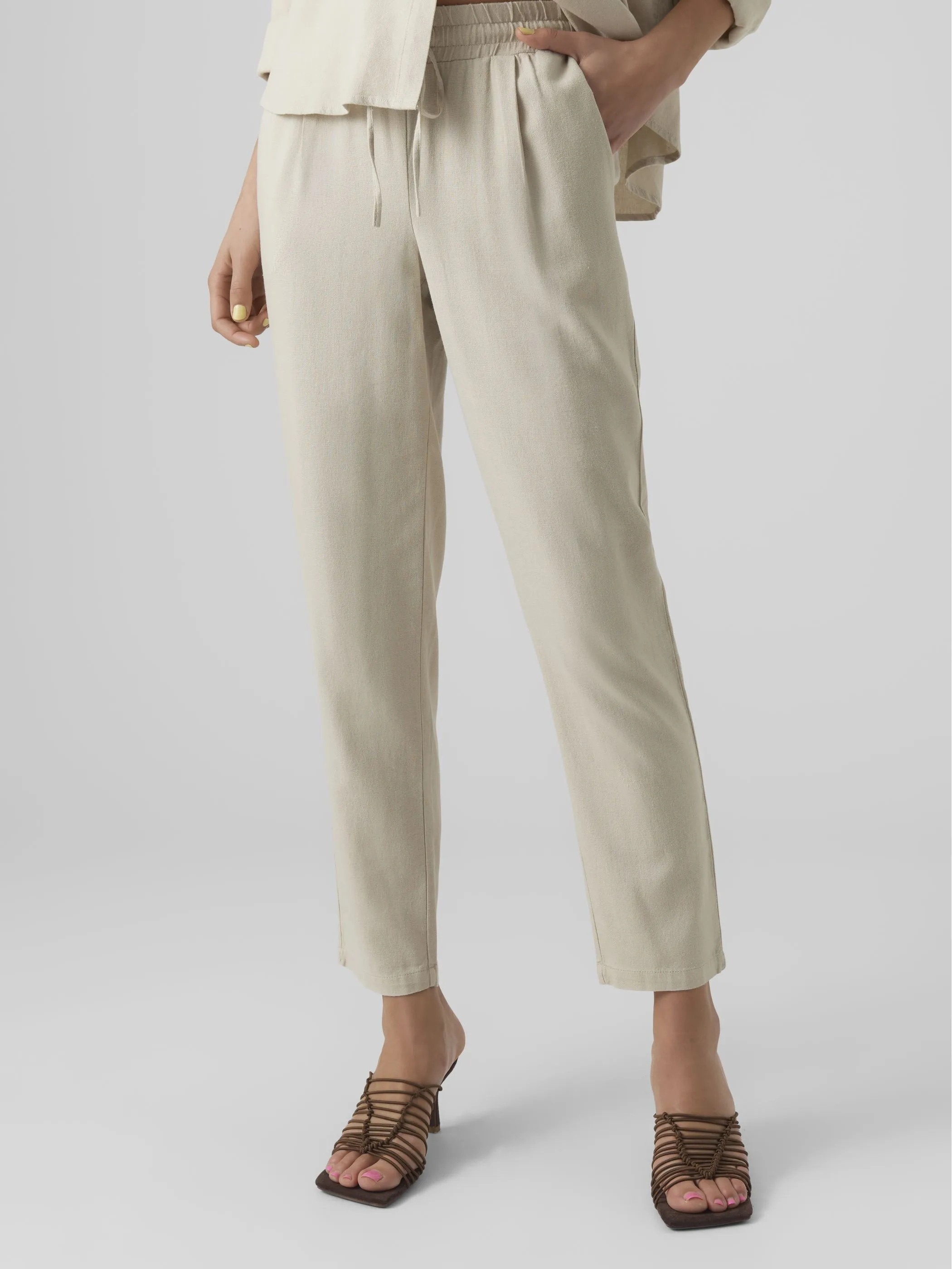 Vero Moda 10279691 VMJESMILO ANKLE PANTS Grau 875236 271875 5