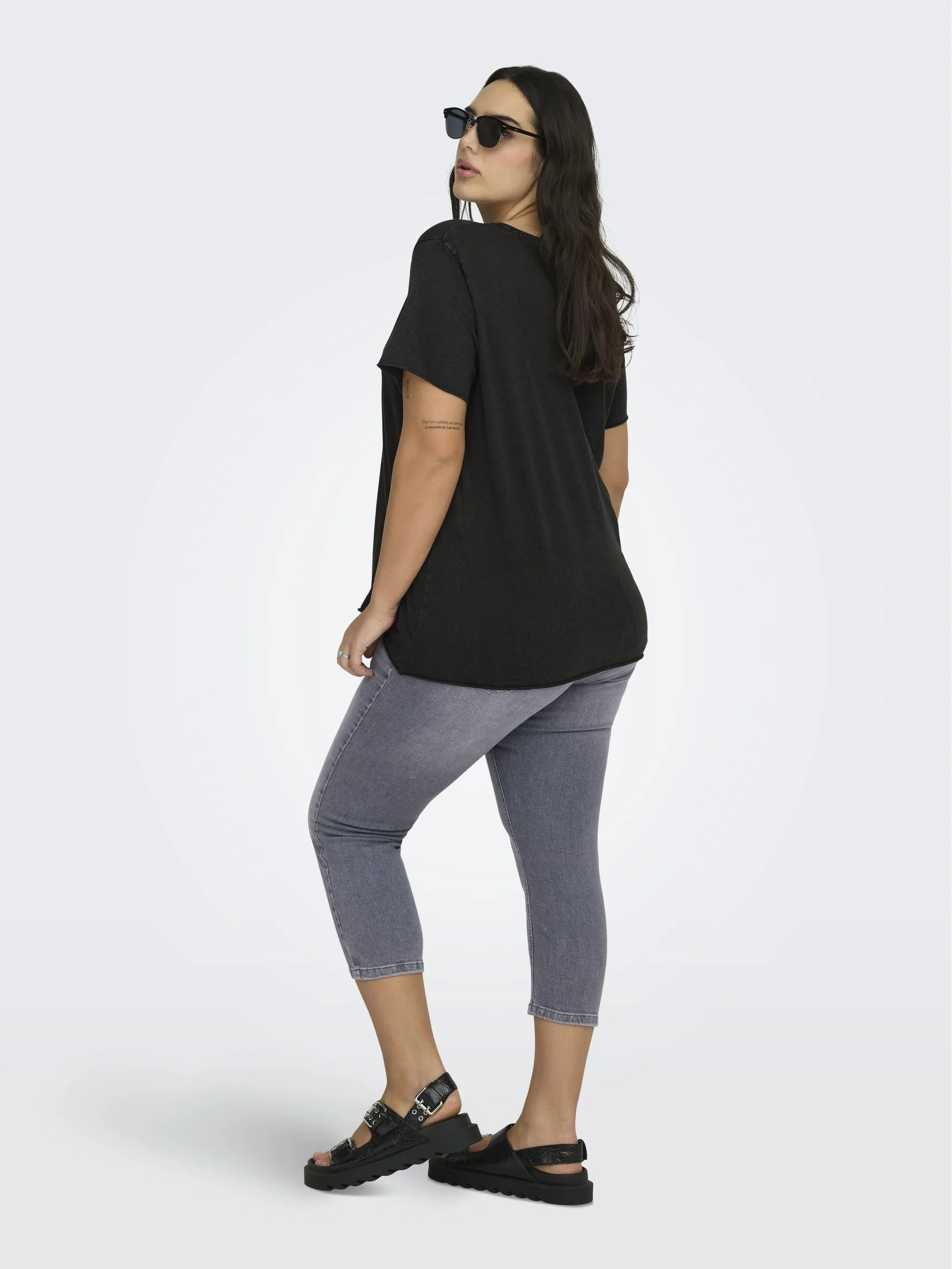 Only Carmakoma 15299503 CARLUCY LIFE REG S/S Schwarz 922442 177911013 2