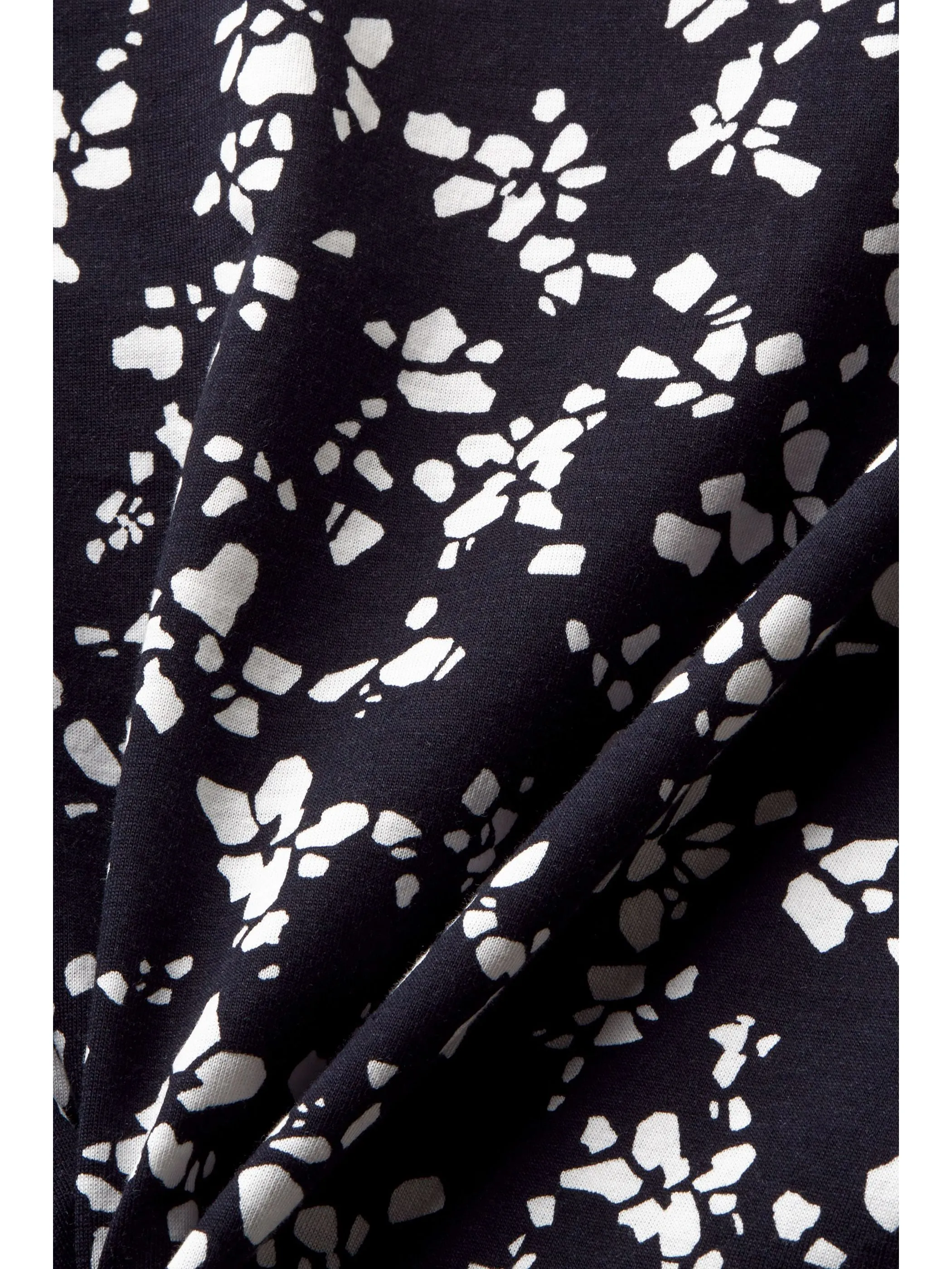 Esprit 994EE1K310 N SKI tee aop Schwarz 893006 E002 3 Esprit 994EE1K310 N SKI tee aop Schwarz 893006 E002 3