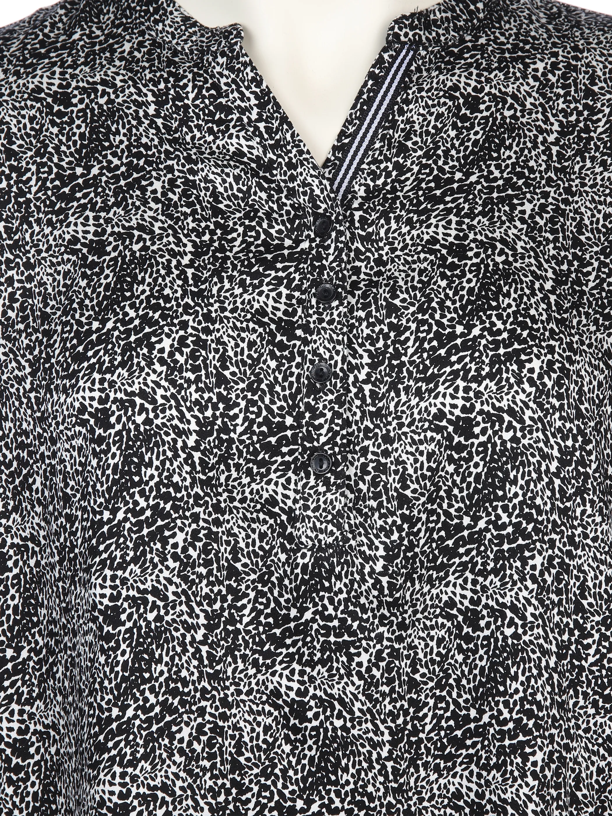 Sonja Blank Da-gr.Gr. Viskose Bluse Schwarz 896630 SW/WEIß 3 Sonja Blank Da-gr.Gr. Viskose Bluse Schwarz 896630 SW/WEIß 3