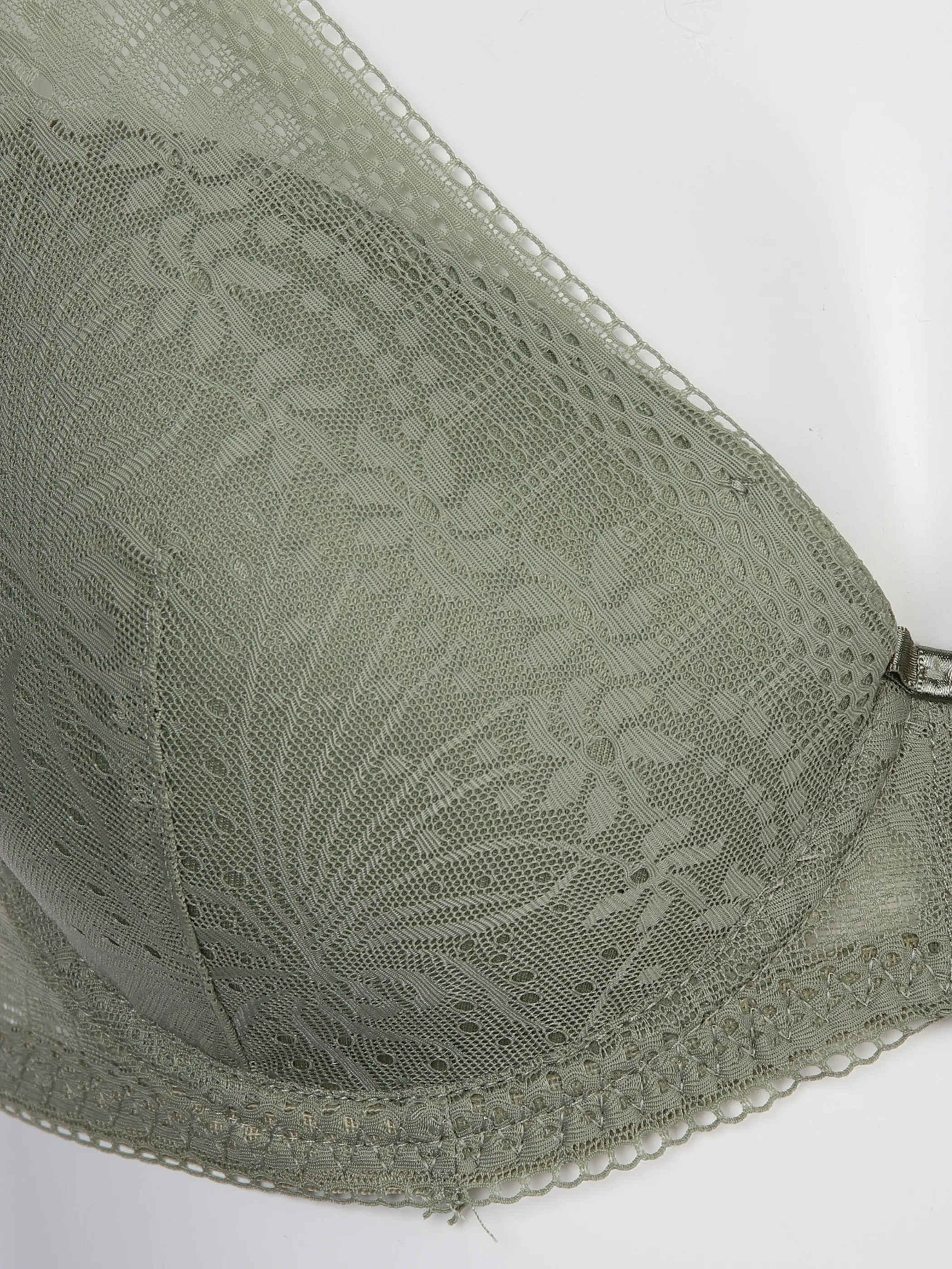 Sure Schalen BH mit Spitze Grün 873755 OLIVE/KHAI 3 Sure Schalen BH mit Spitze Grün 873755 OLIVE/KHAI 3