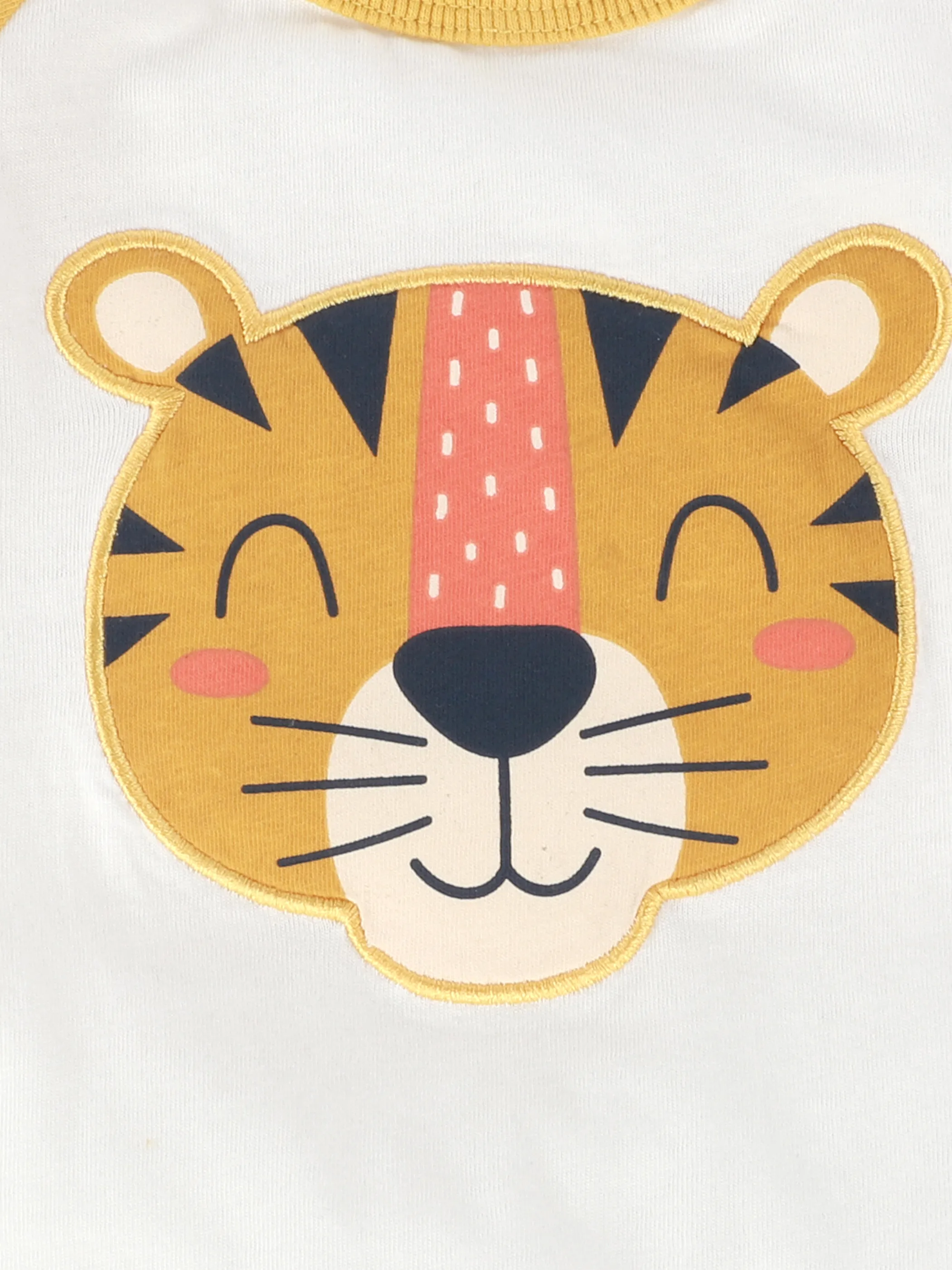 Bubble Gum BJ T-Shirt Kontrast Raglan Ärmeln und Frontprint Weiß 905532 WEIß 3