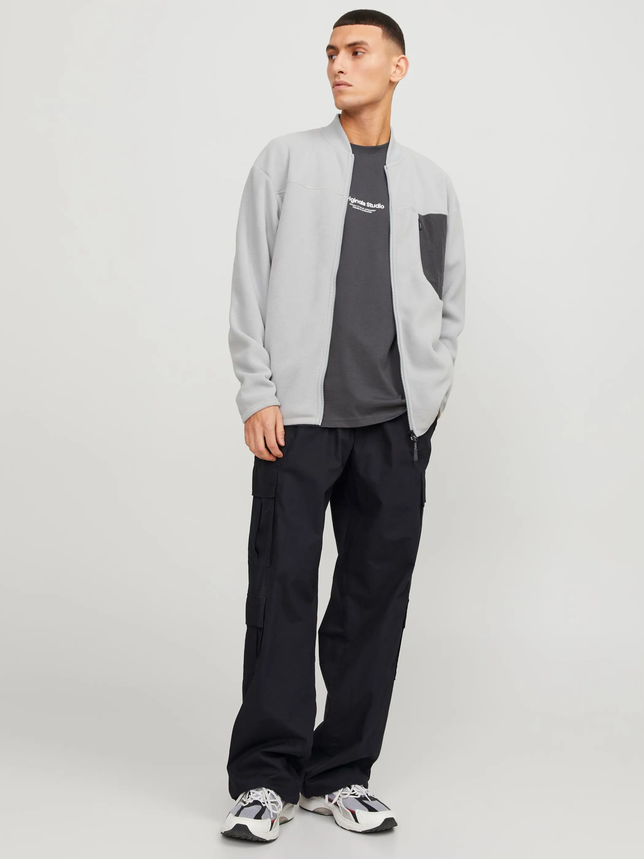 Jack Jones 12249002 JPSTBILL JJTYLER CARG Schwarz 888504 178012 4 Jack Jones 12249002 JPSTBILL JJTYLER CARG Schwarz 888504 178012 4