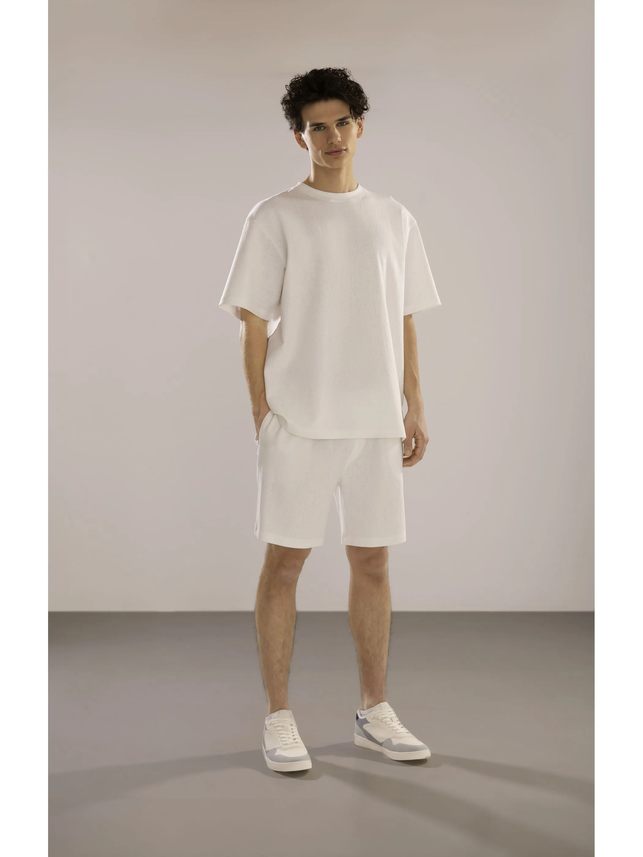 IX-O YF-He Sweatshort Weiß 907864 OFF WHITE 4
