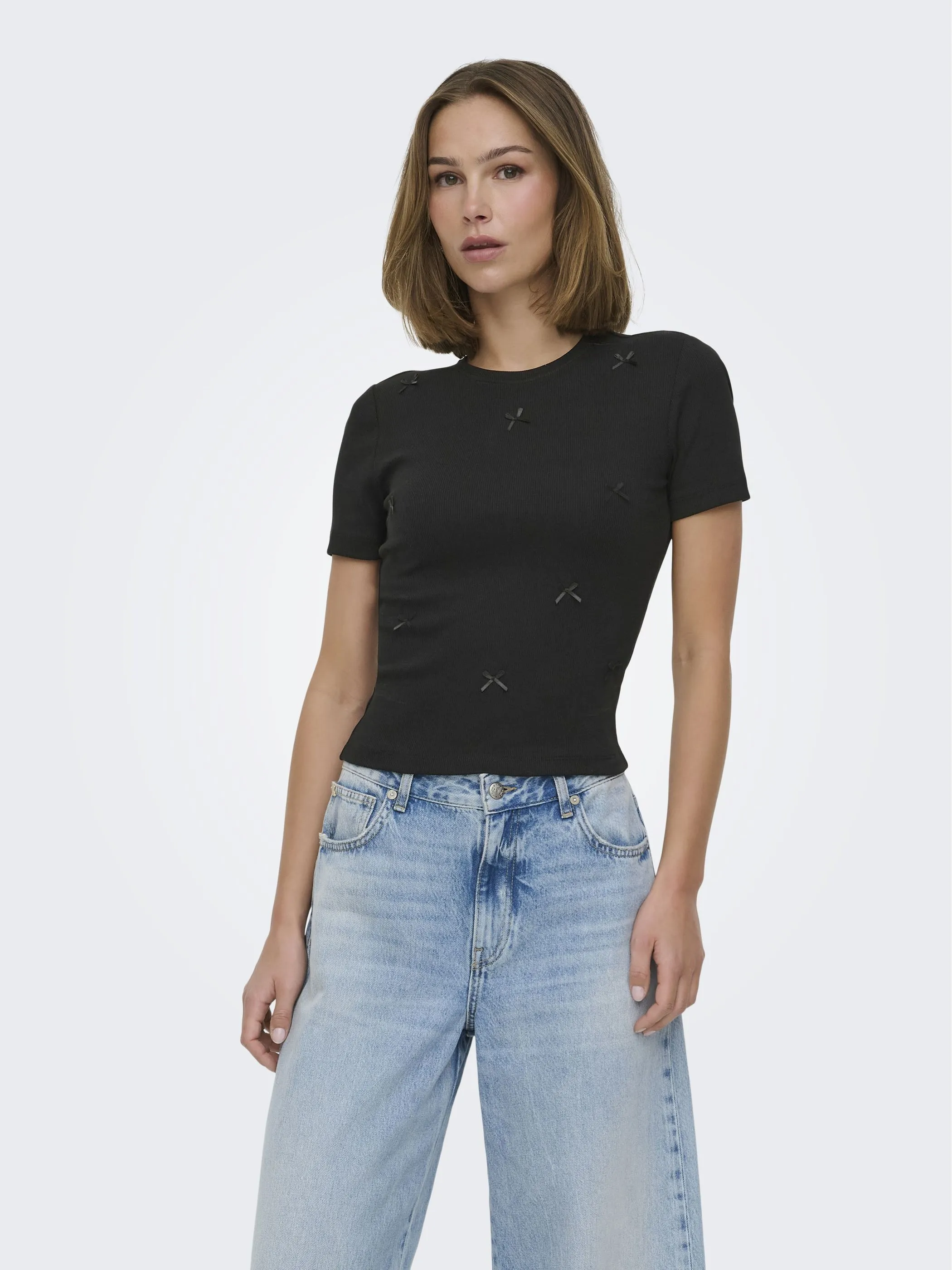 Only 15369336 ONLFEMKE LIFE S/S BOW Schwarz 922341 177911002 1