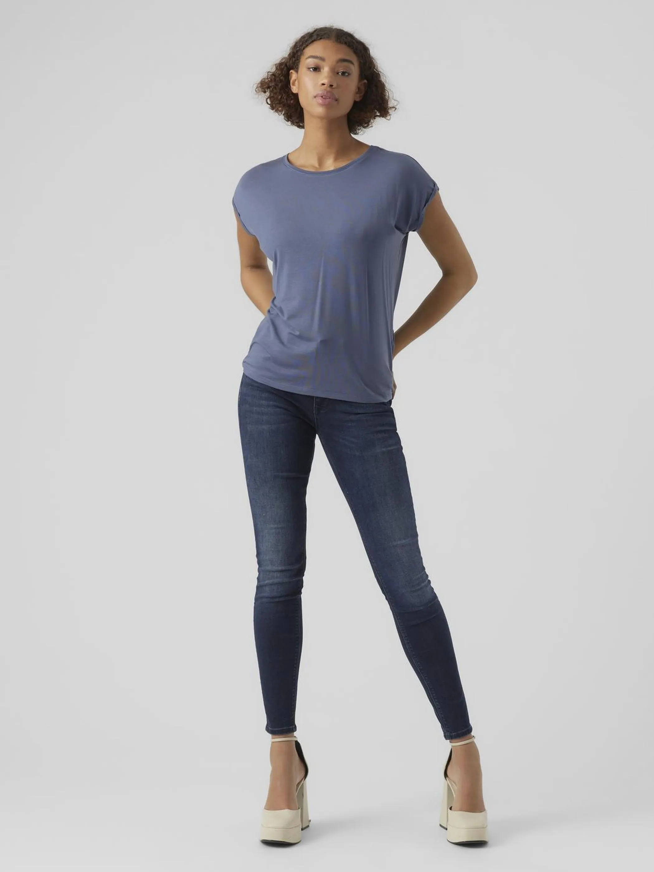 Vero Moda 10284468 VMAVA PLAIN SS TOP GA Blau 873829 189259 4 Vero Moda 10284468 VMAVA PLAIN SS TOP GA Blau 873829 189259 4