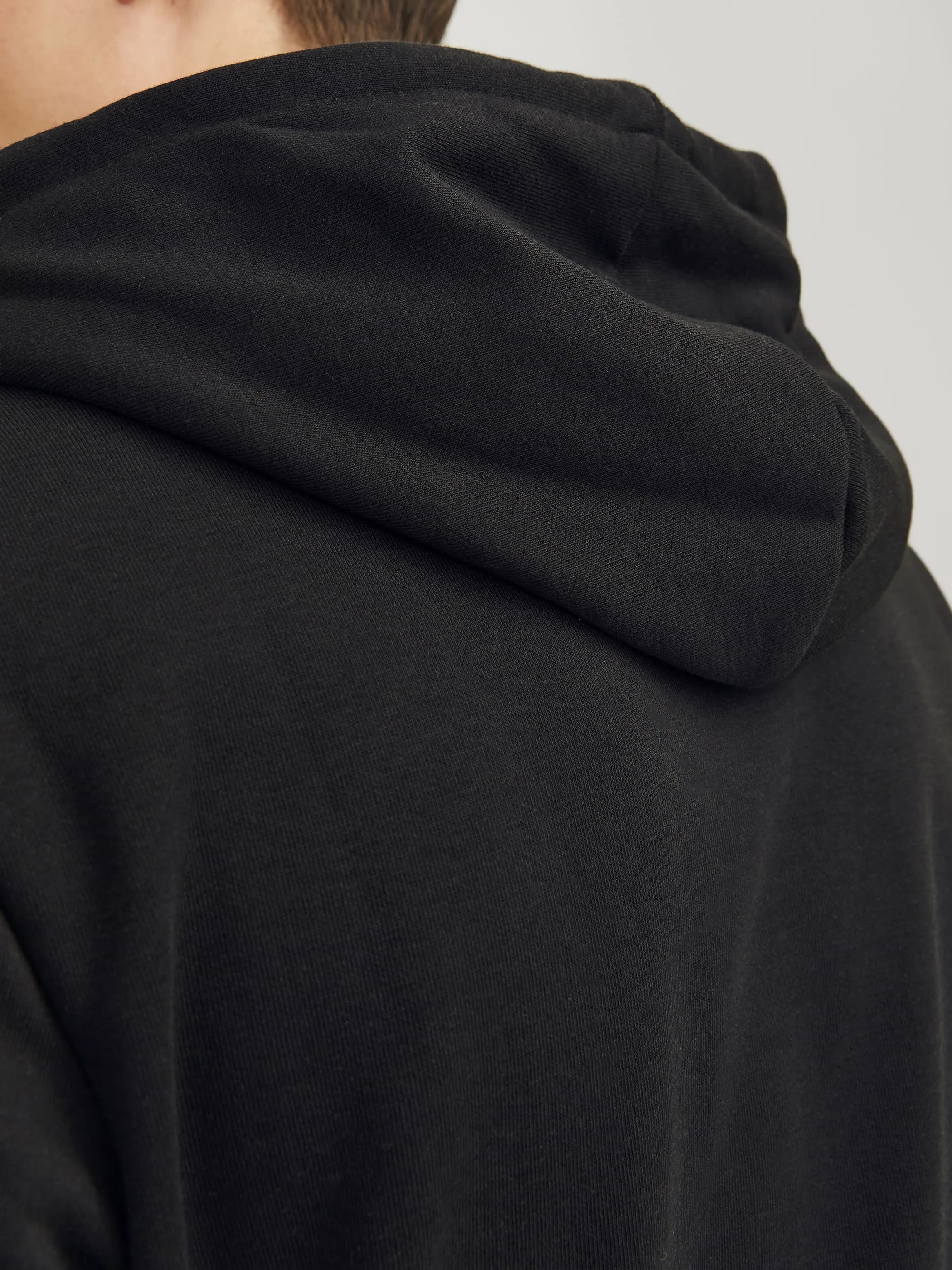 Jack Jones 12256807 JJTILEY SWEAT HOOD LN Schwarz 898089 178012 5
