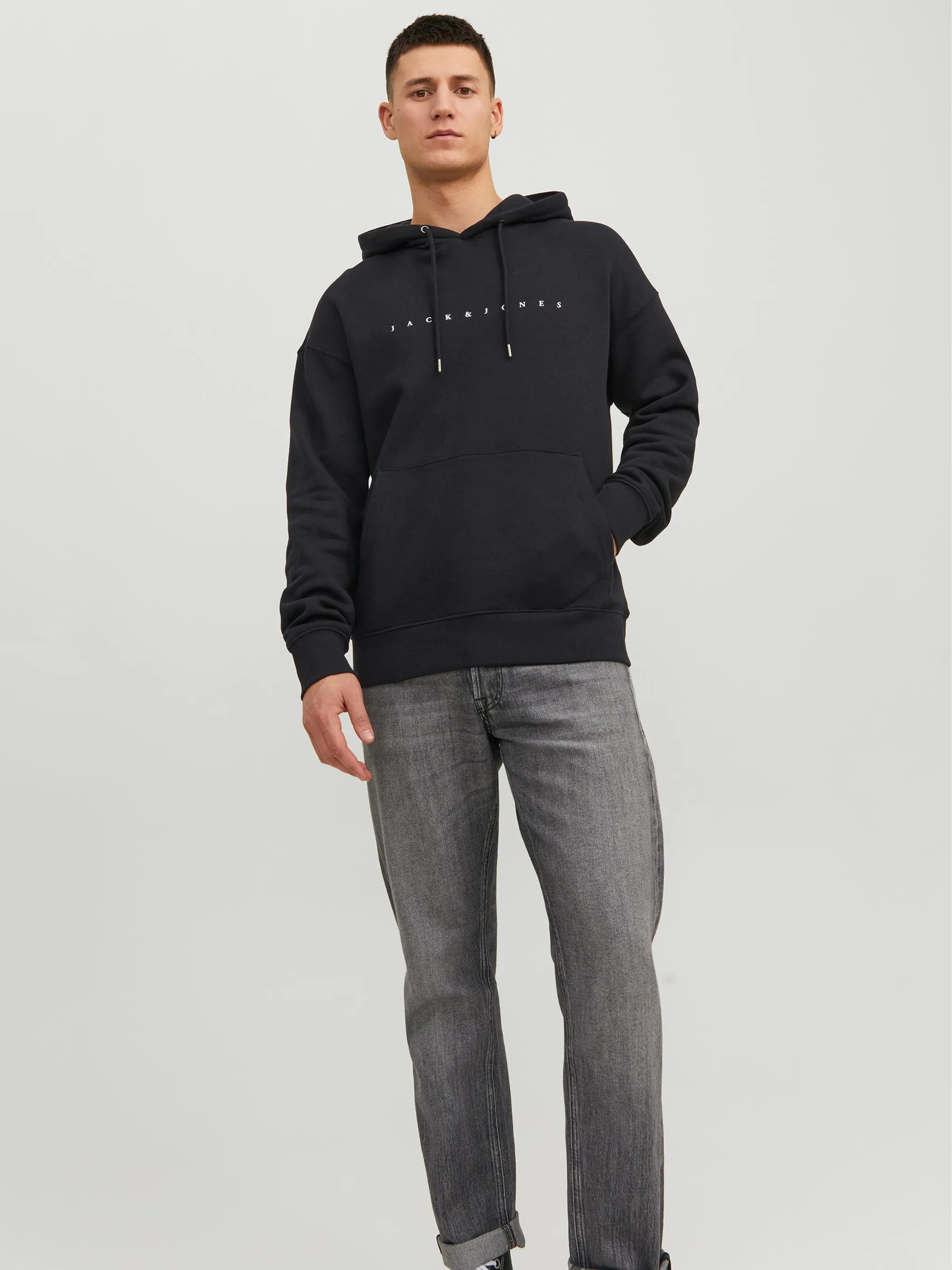 Jack Jones 12233972 JJESTAR JJ SWEAT HOOD Schwarz 878876 178012 2 Jack Jones 12233972 JJESTAR JJ SWEAT HOOD Schwarz 878876 178012 2