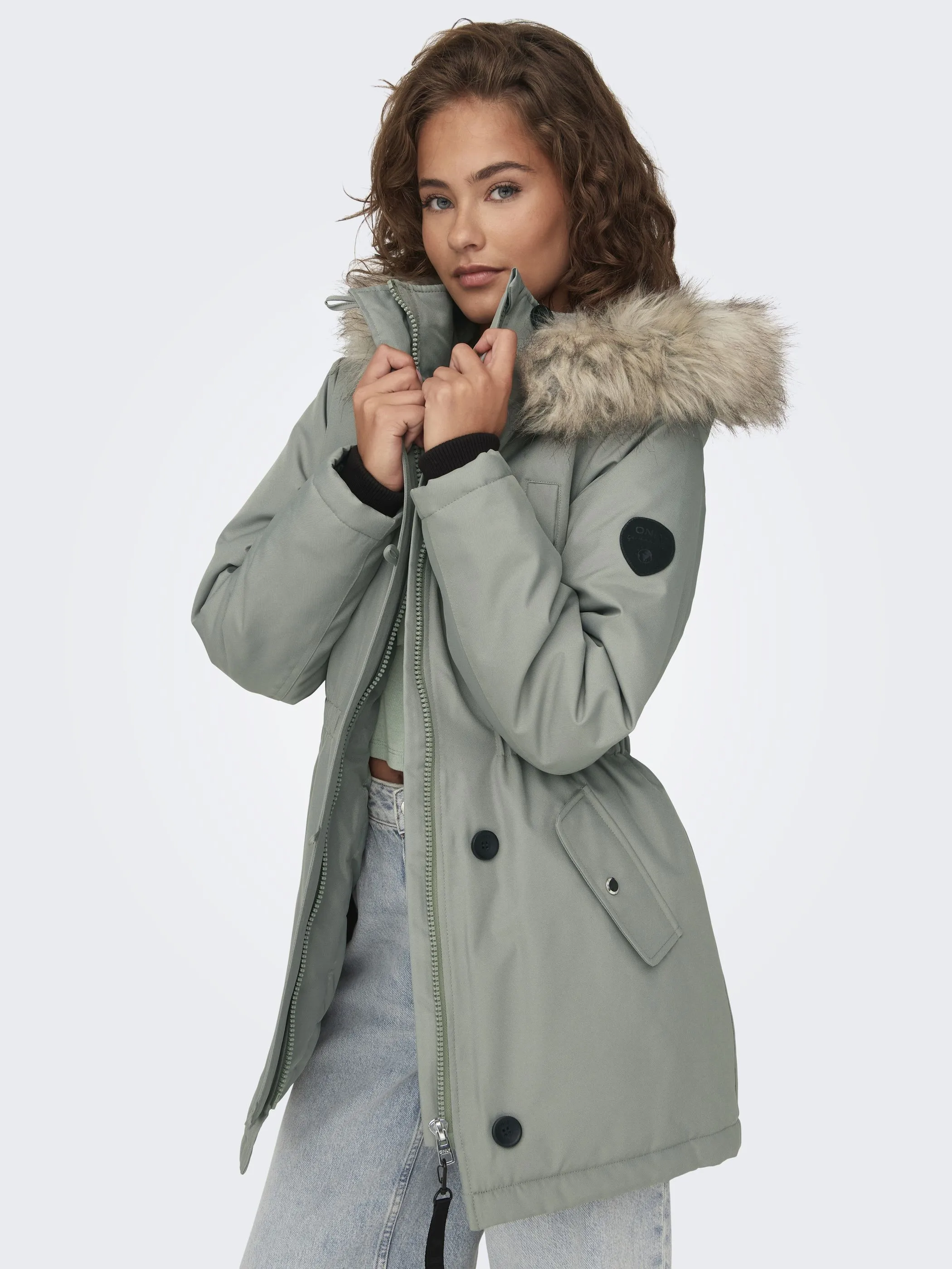 Only 15304625 ONLIRIS FUR WINTER PA Grau 881641 214912001