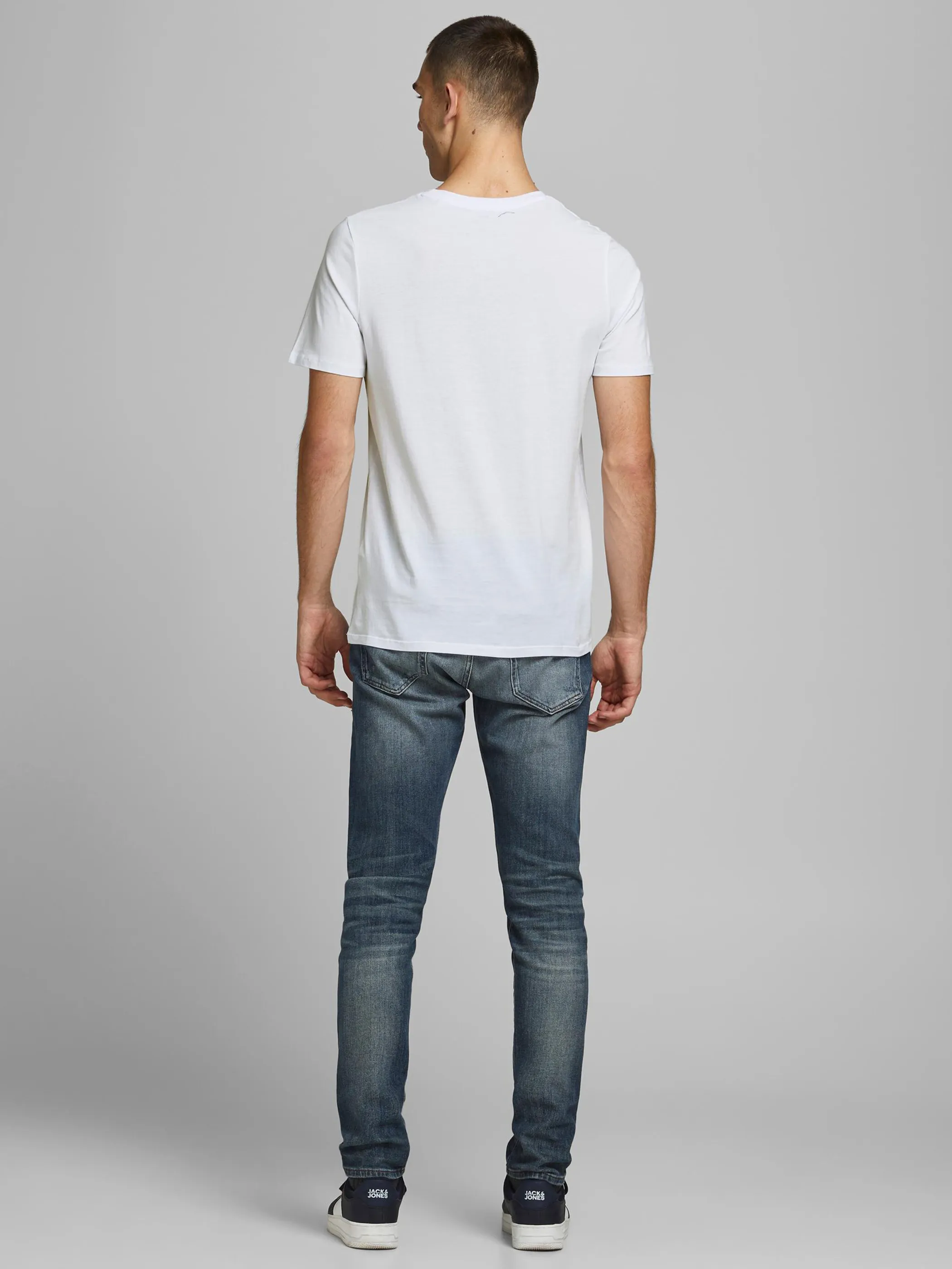 Jack Jones 12137126 JJECORP LOGO TEE SS C Weiß 832988 178074001 4 Jack Jones 12137126 JJECORP LOGO TEE SS C Weiß 832988 178074001 4