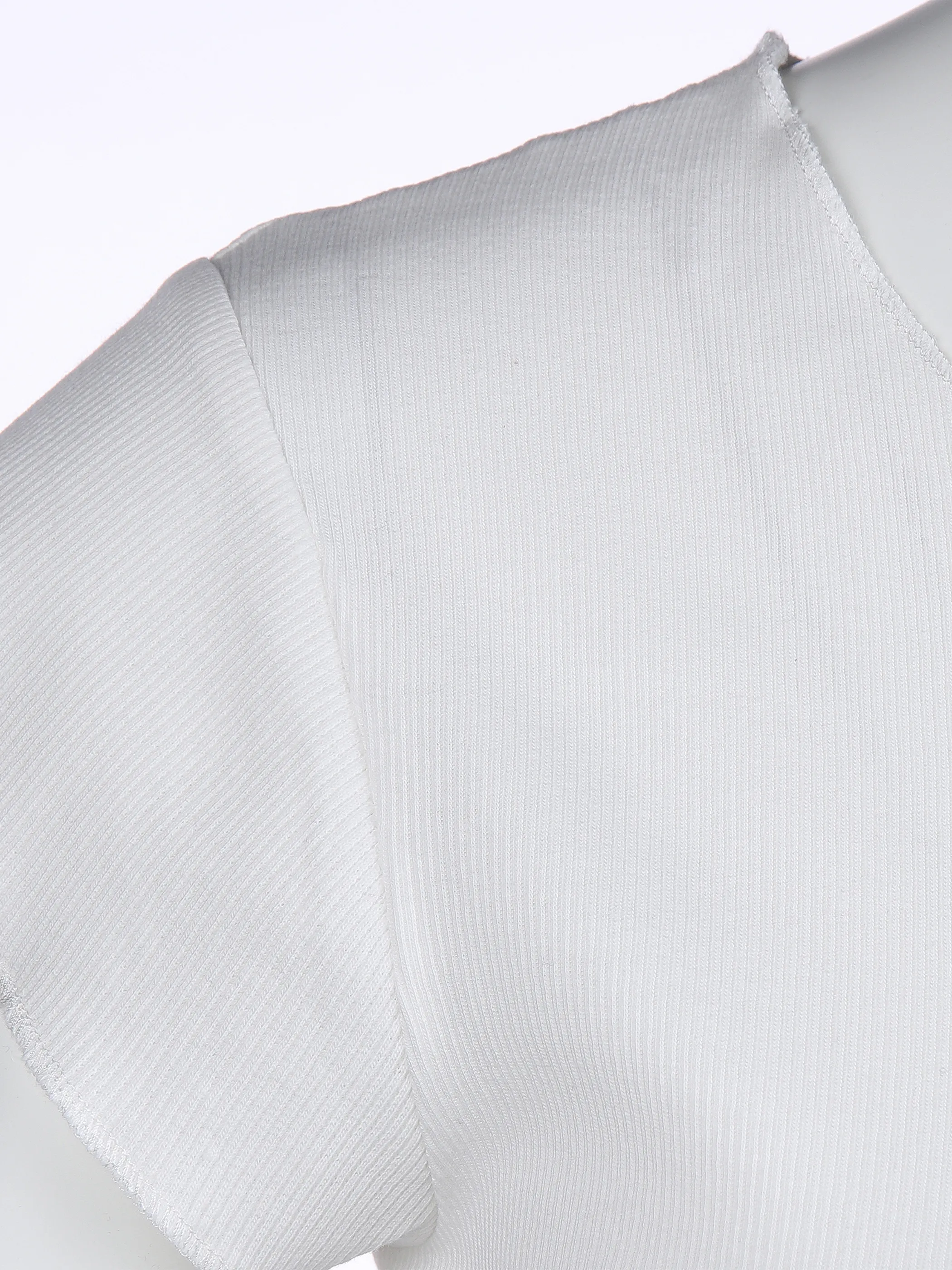 IX-O YF-Da-T-Shirt, cropped Weiß 863684 11-0602TCX 3