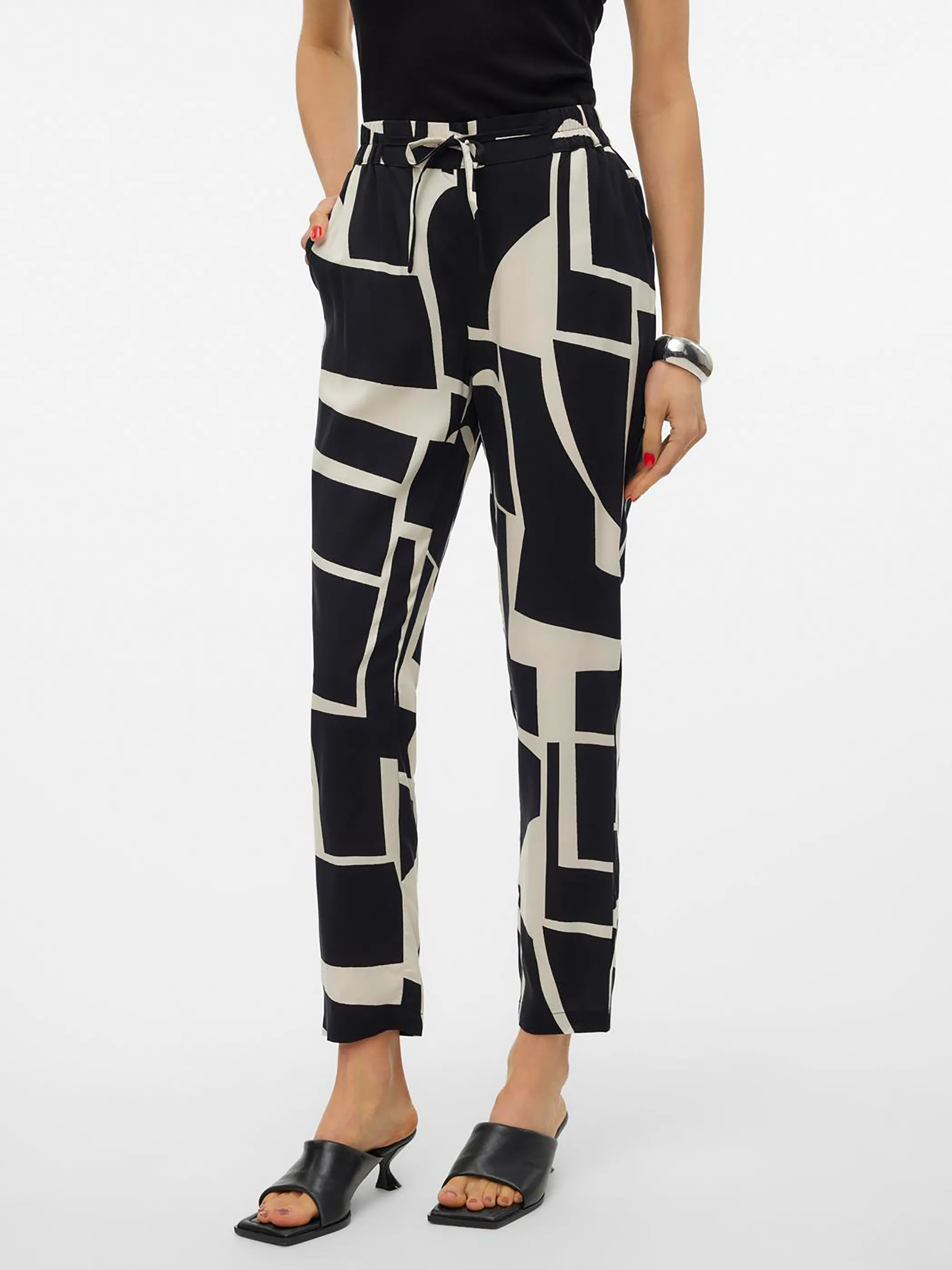 Vero Moda 10302045 VMEASY JOY NW LOOSE P Schwarz 894436 177868041 4