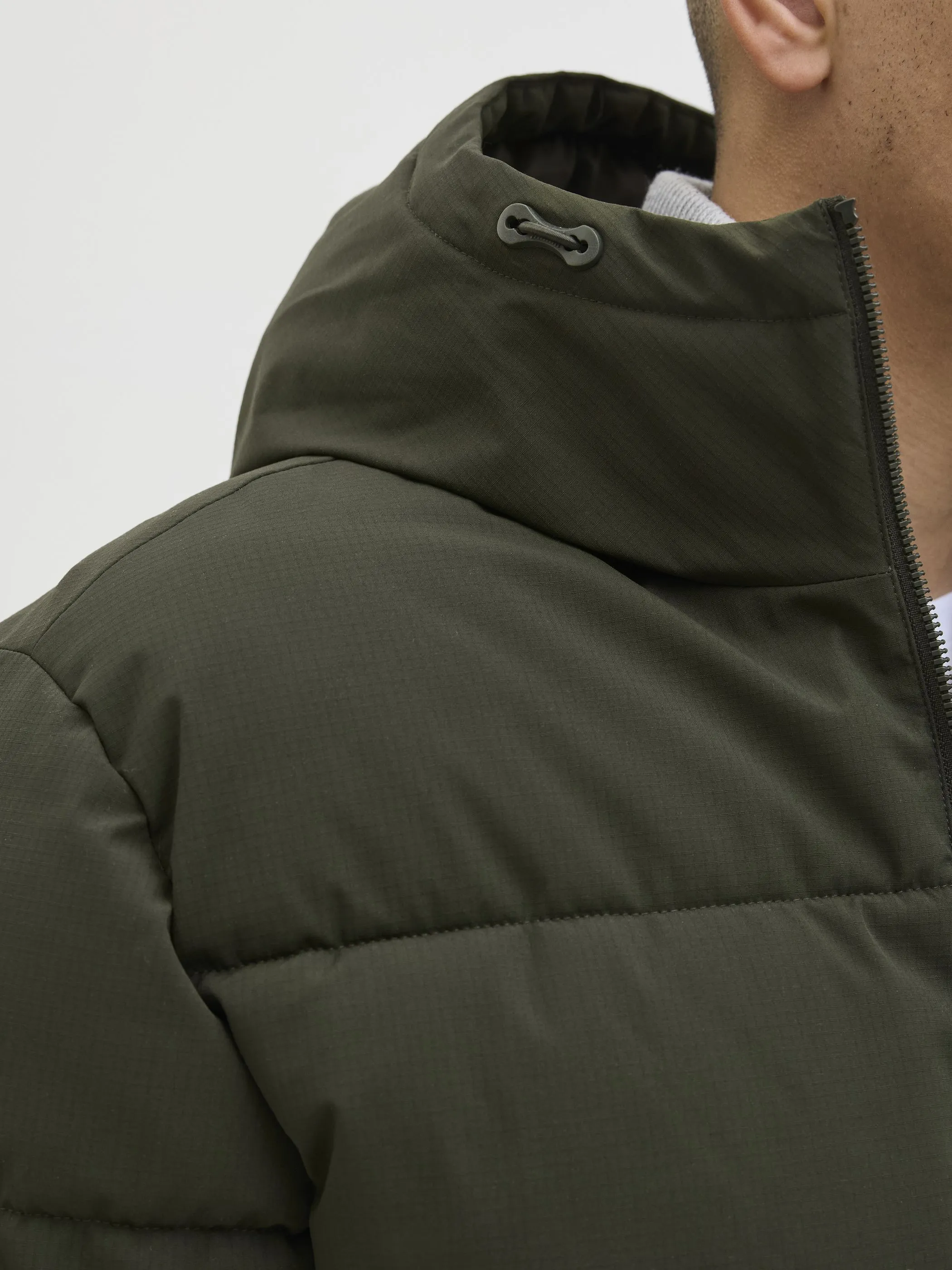 Jack Jones 12283517 JJGLOBAL PUFFER JACKE Schwarz 915257 176668 5