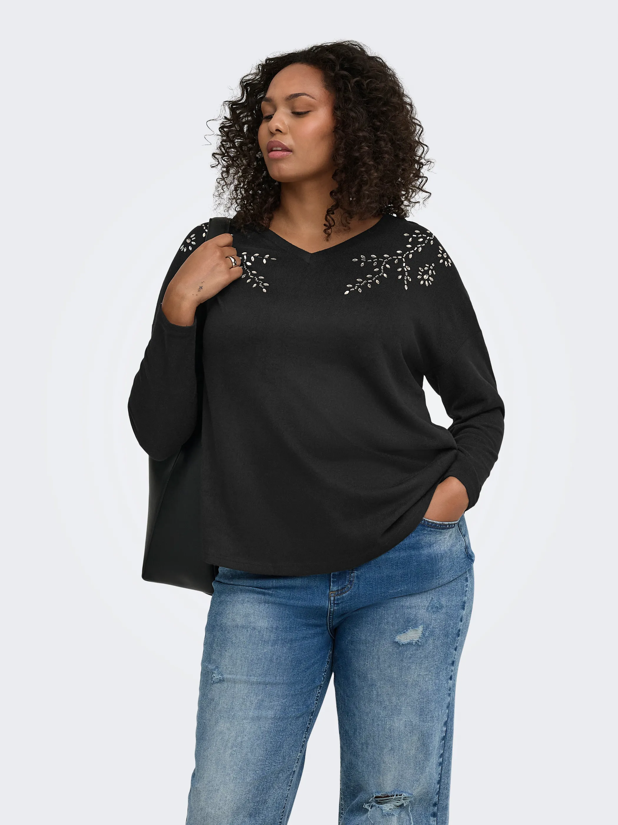 Only Carmakoma 15384134 CARALBA L/S V-NECK DE Schwarz 933785 177911011 1