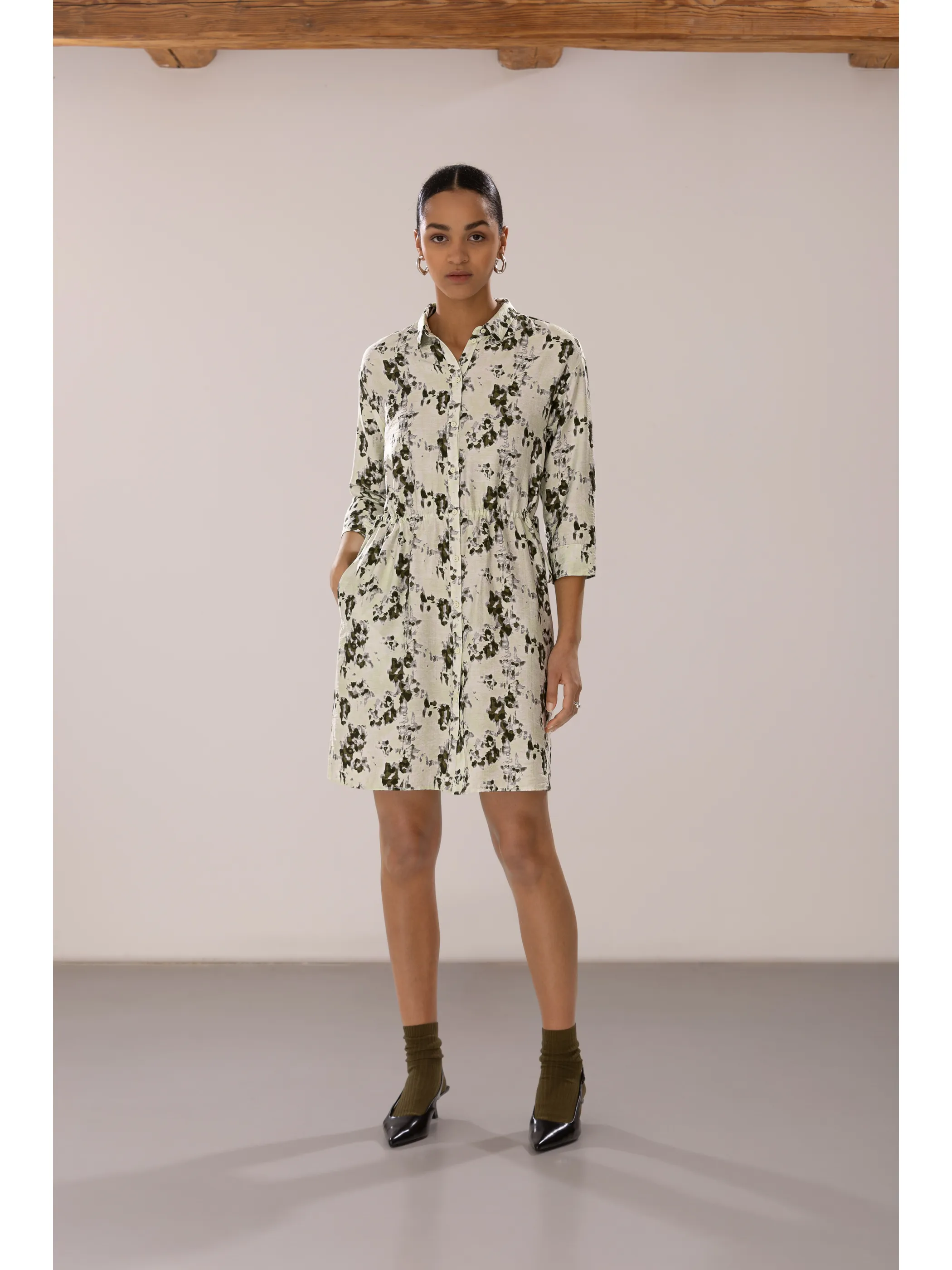 IX-O YF-Da Kleid Weiß 908865 OFF WHITE 4