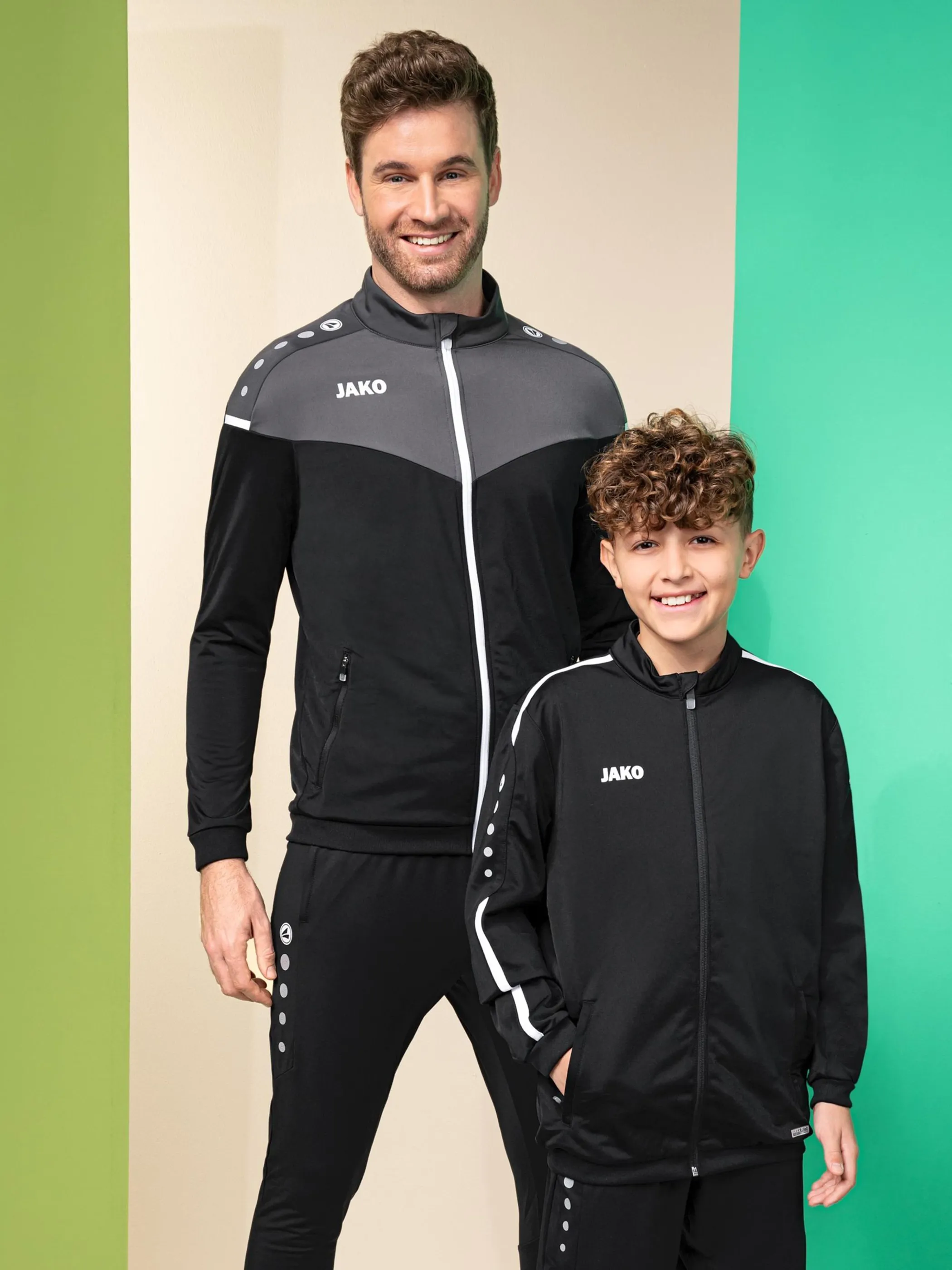 JAKO 8420 Trainingshose Premium Schwarz 877760 08 4 JAKO 8420 Trainingshose Premium Schwarz 877760 08 4