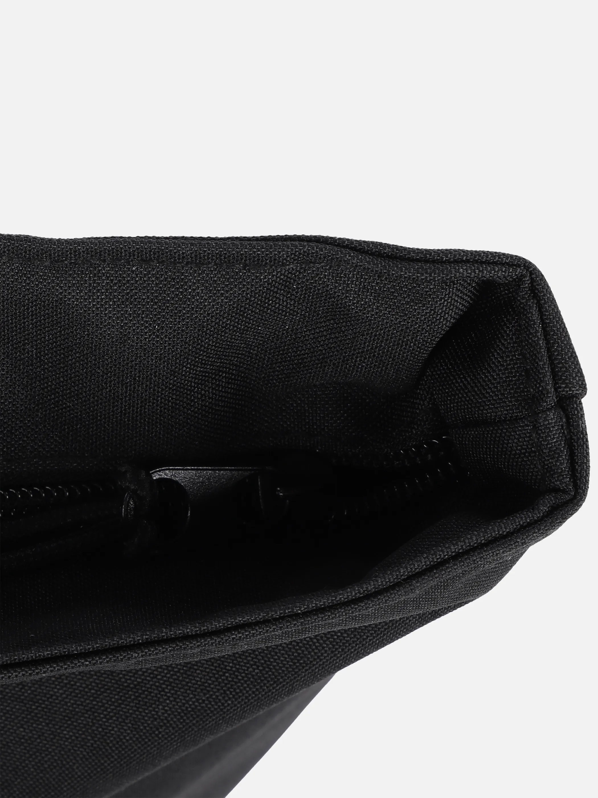 Bench Freizeittasche Bench 19L Schwarz 903473 0100 3
