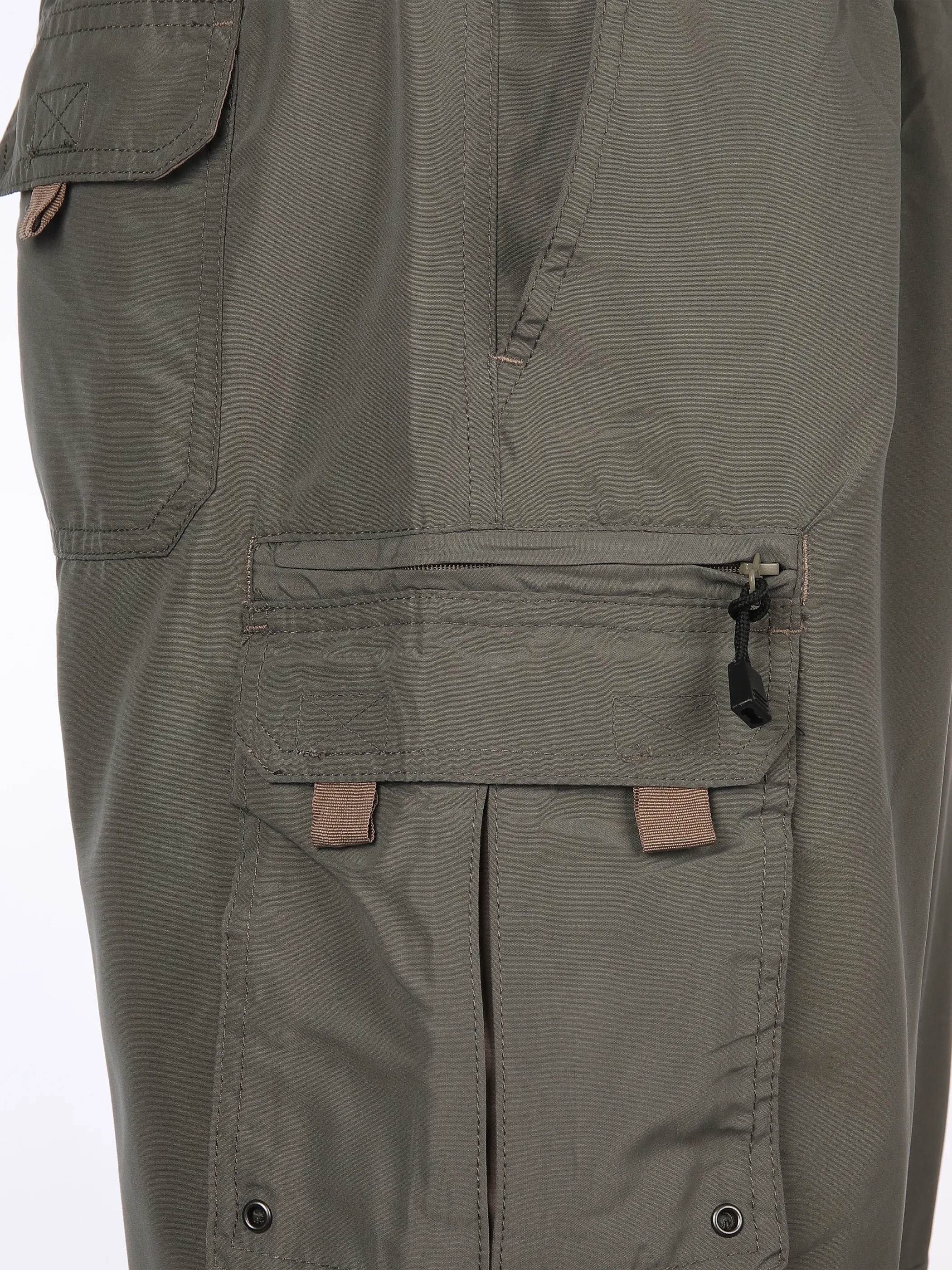 Worker He. Zipp-Off Caprishort 3/4 Oliv 890476 OLIVE 4