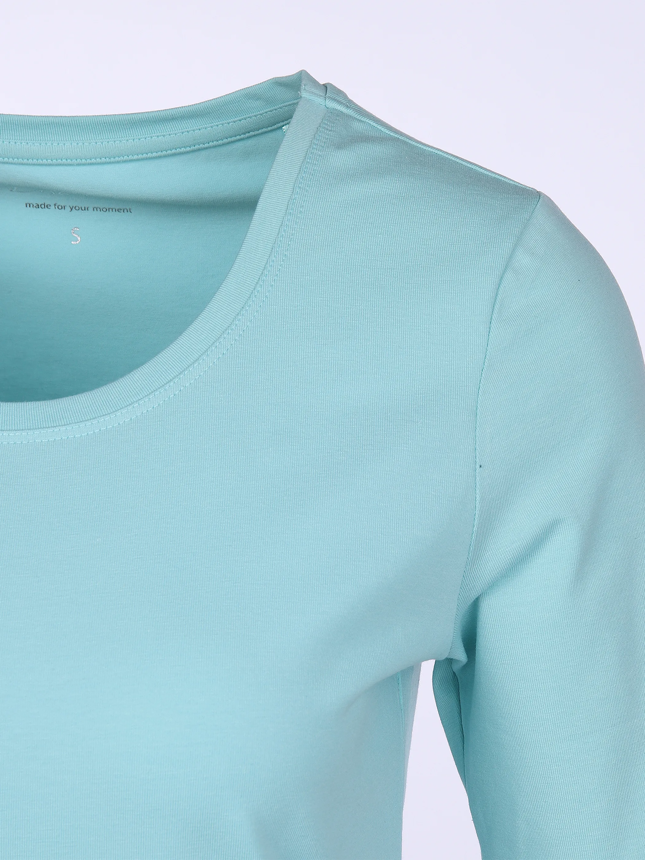 Lisa Tossa Da-Basic-Shirt m. Rundhals Grün 851518 SALBEI 3 Lisa Tossa Da-Basic-Shirt m. Rundhals Grün 851518 SALBEI 3