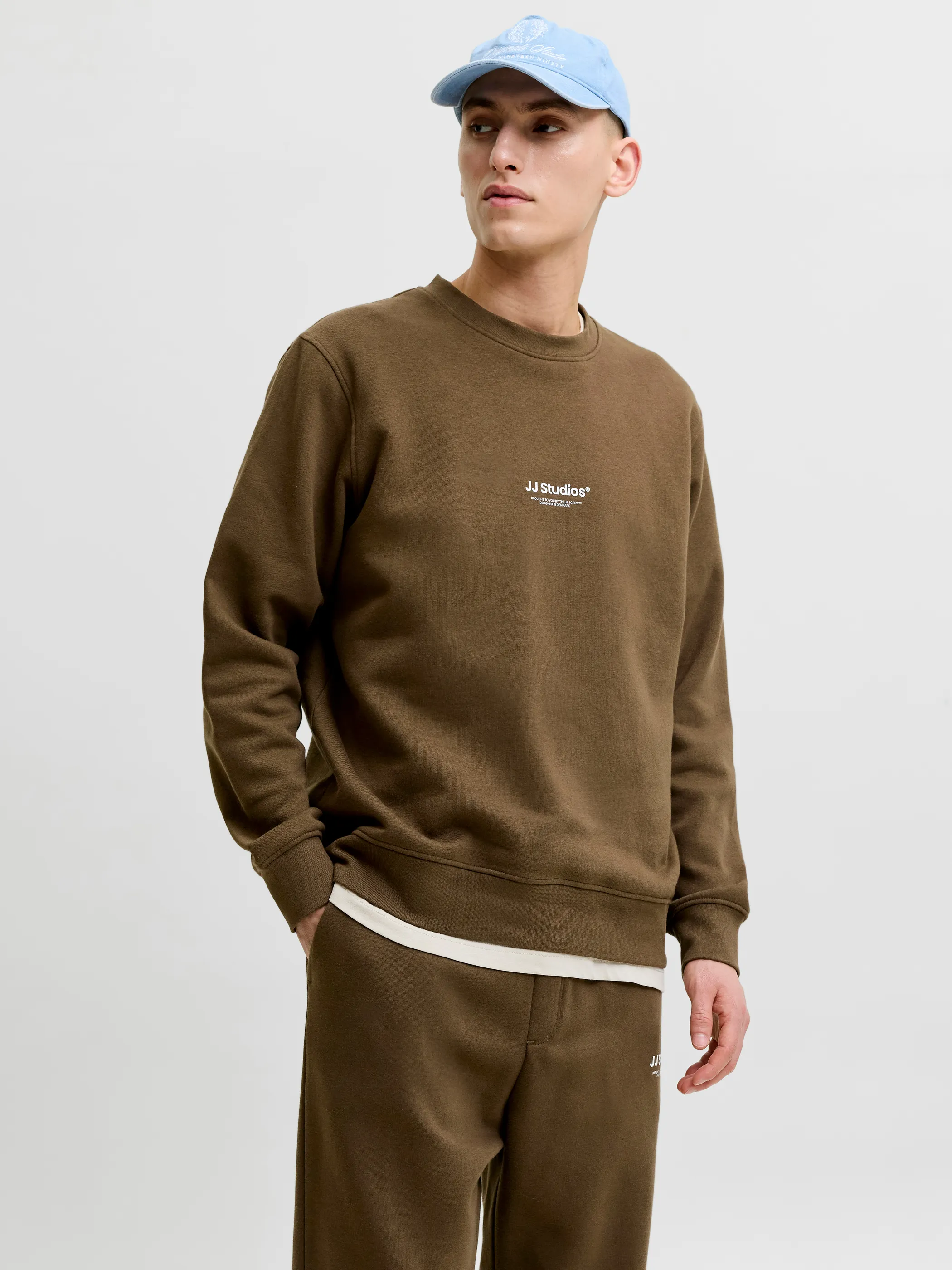 Jack Jones 12278791 JJESOHO SWEAT CREW NE Braun 922230 307144 1