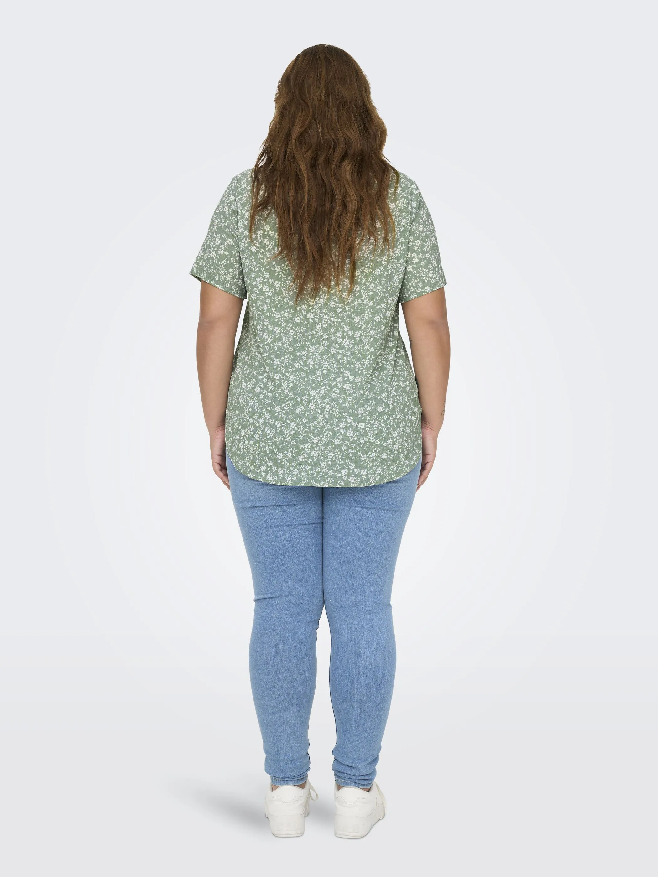 Only Carmakoma 15218353 CARVICA SS AOP TOP NO Grün 843421 271516025 5