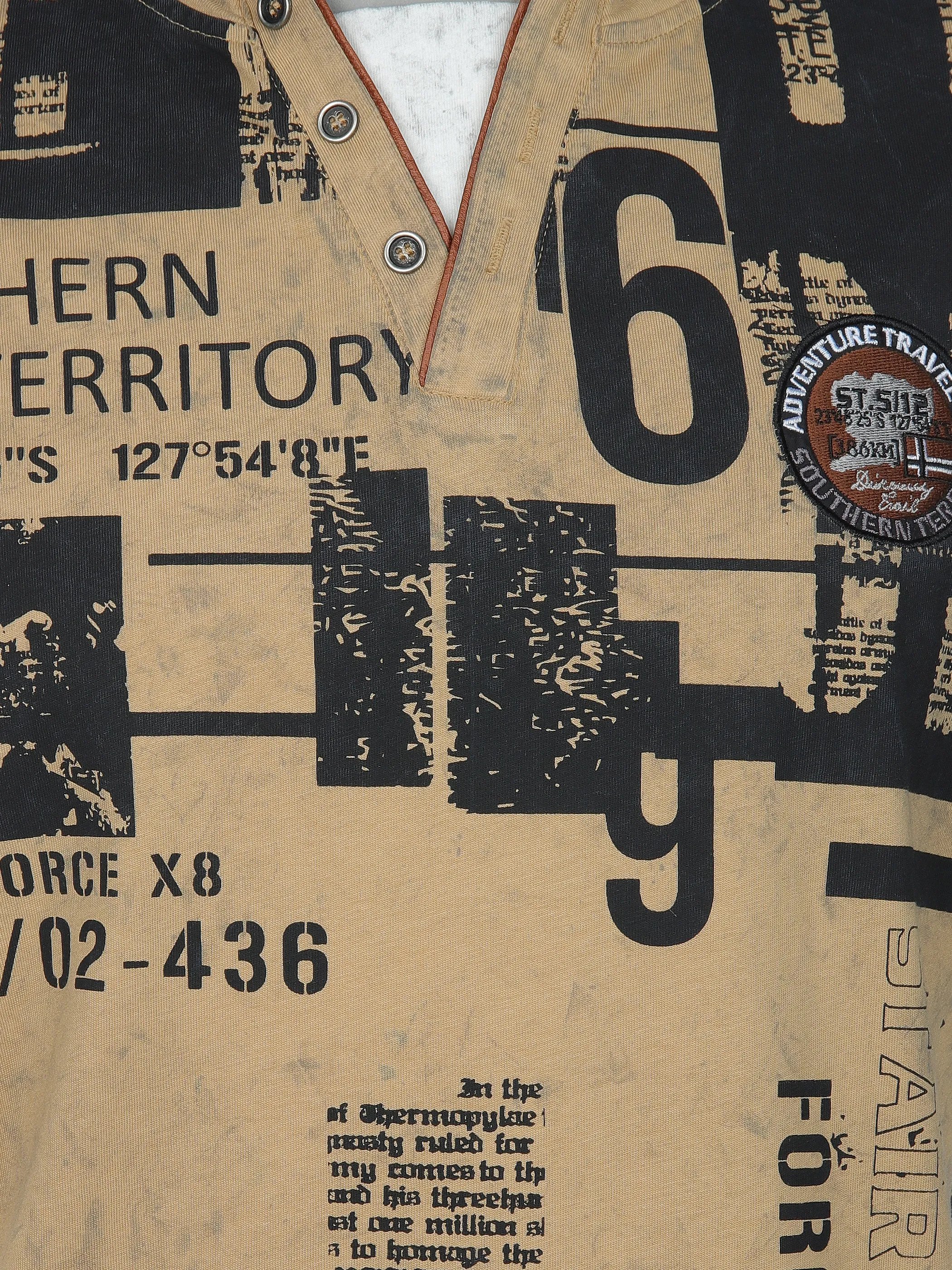 Southern Territory He. Henleyshirt 1/2 Arm alloverprint Beige 910641 BEIGE 3 Southern Territory He. Henleyshirt 1/2 Arm alloverprint Beige 910641 BEIGE 3