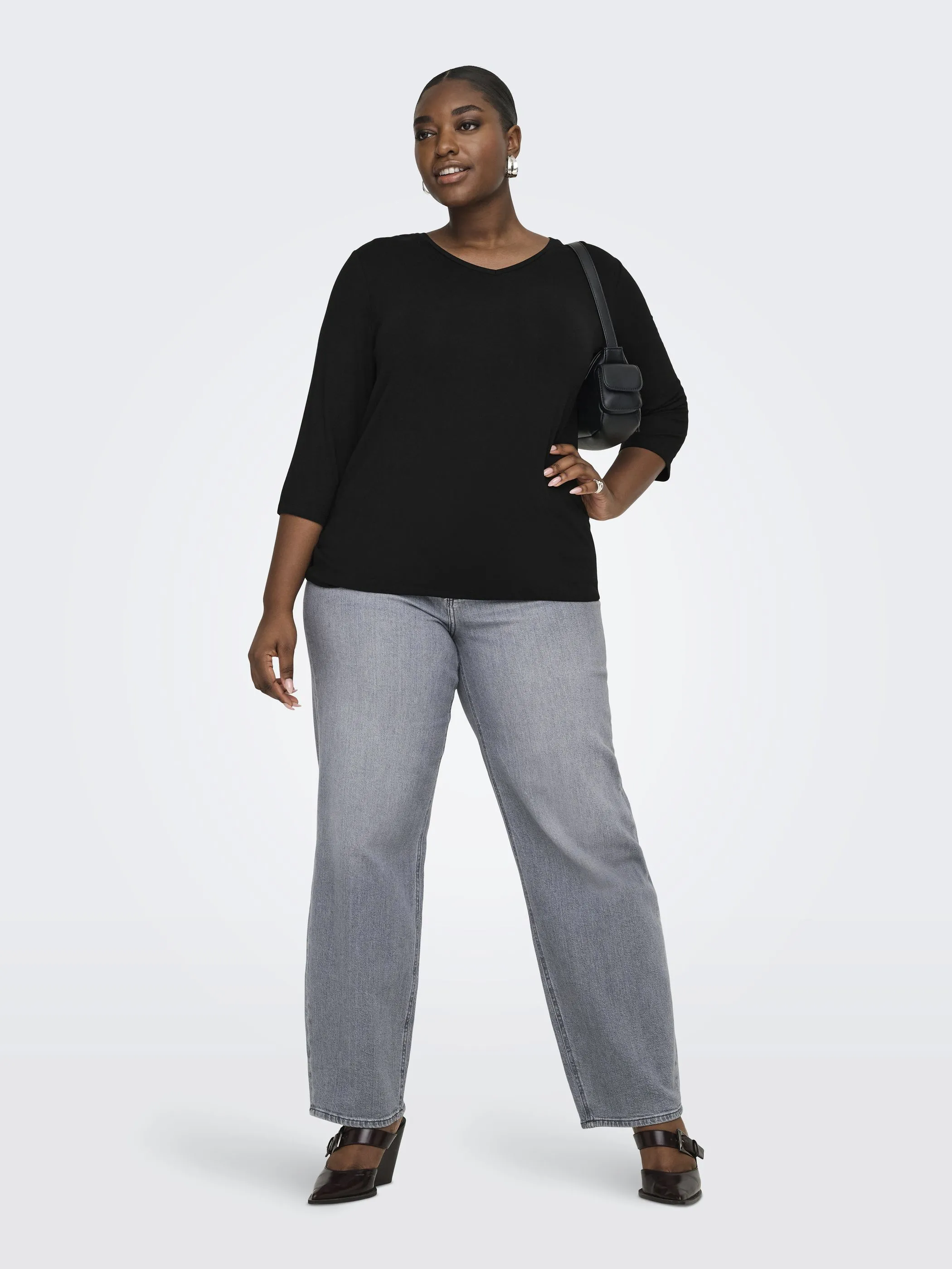 Only Carmakoma 15365256 CARLINA 3/4 SLEEVE V- Schwarz 920908 177911 2