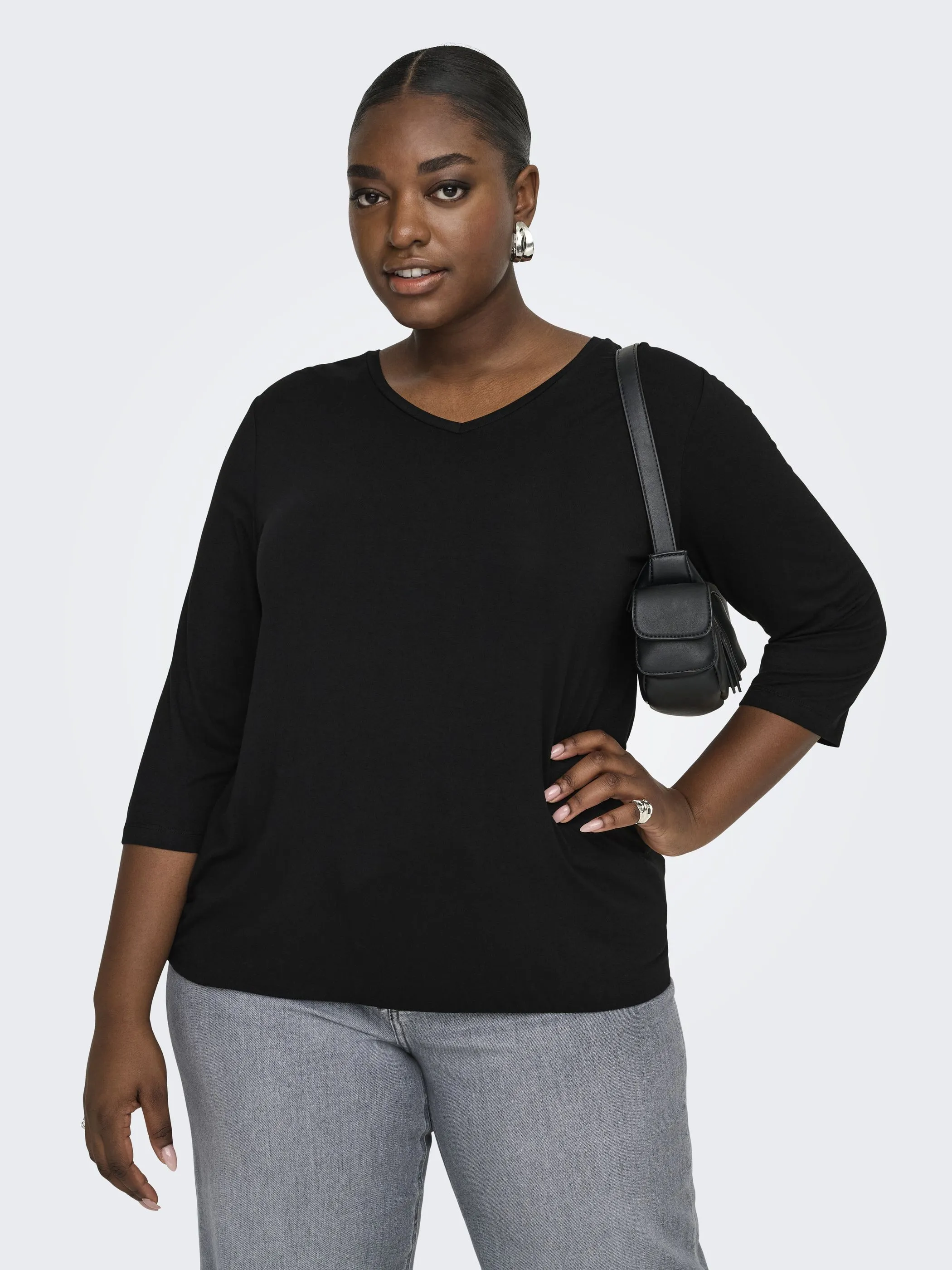 Only Carmakoma 15365256 CARLINA 3/4 SLEEVE V- Schwarz 920908 177911 1